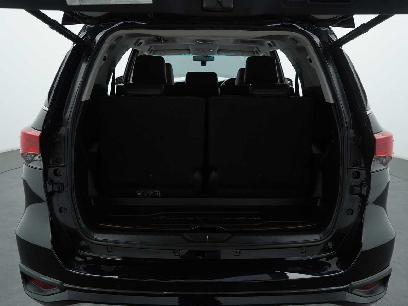 used 2018 Toyota Fortuner  2.4