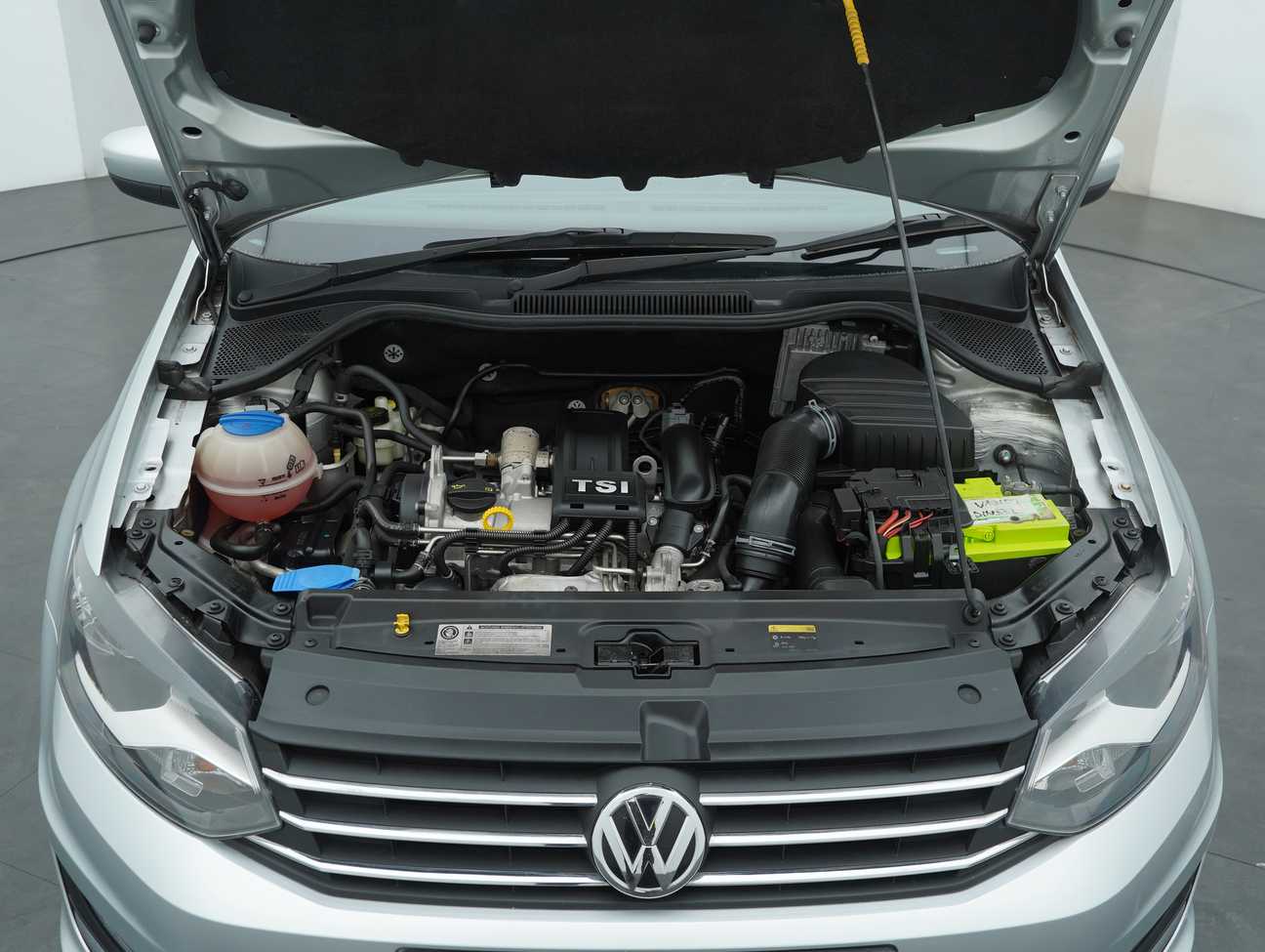 used 2016 Volkswagen Vento TSI Highline 1.2