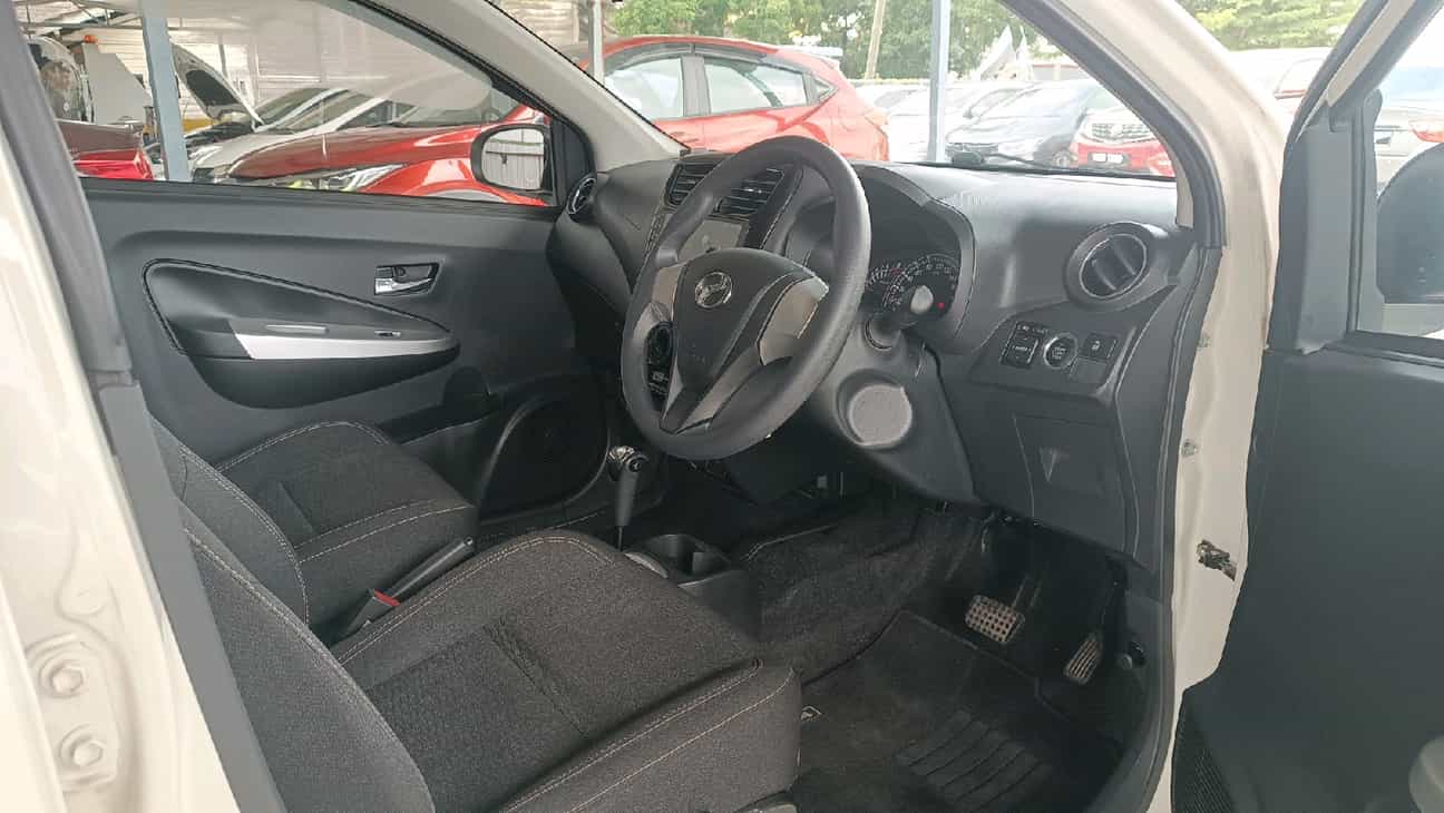 terpakai 2022 Perodua AXIA Style 1.0