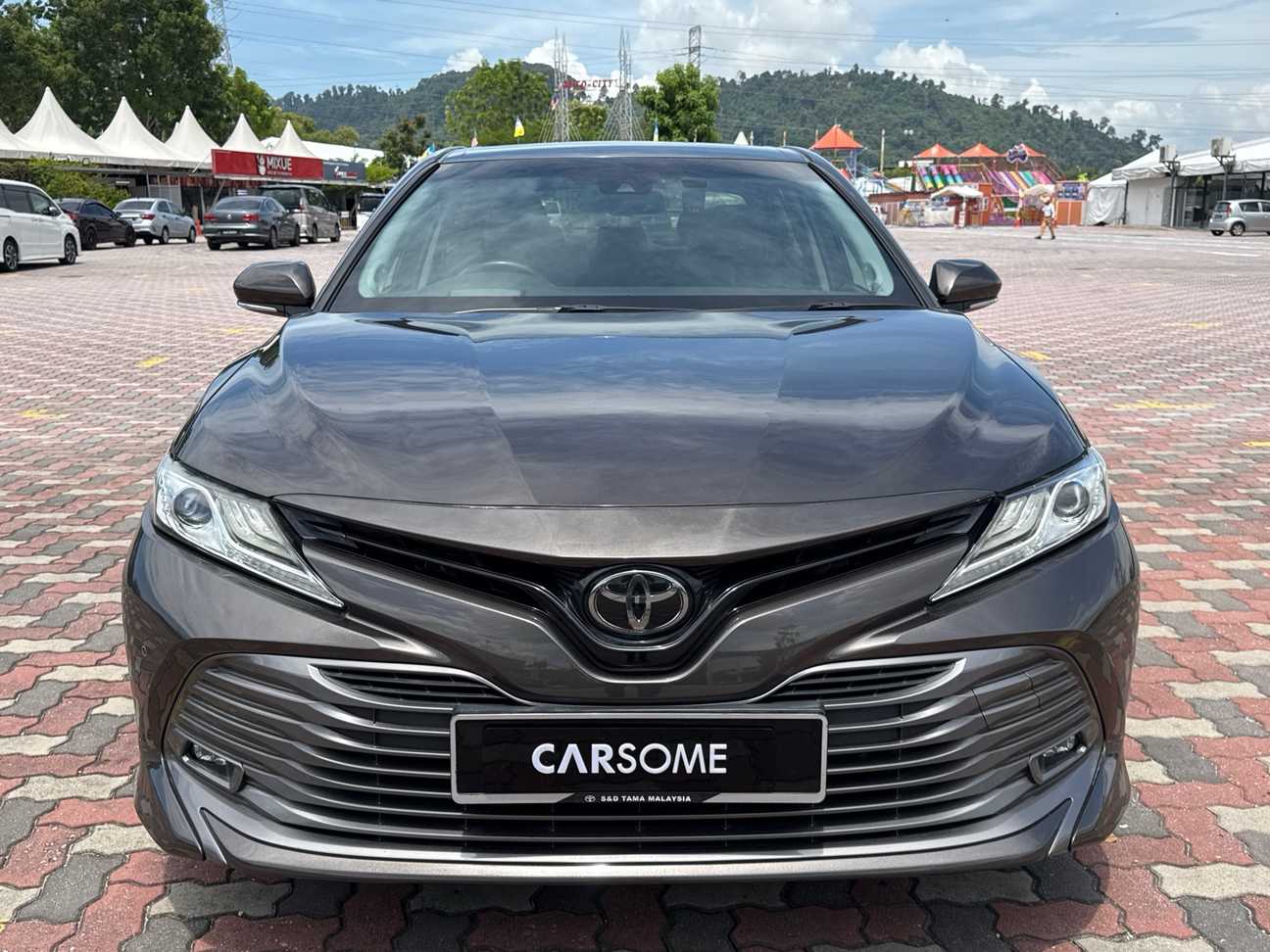 used 2019 Toyota Camry V 2.5