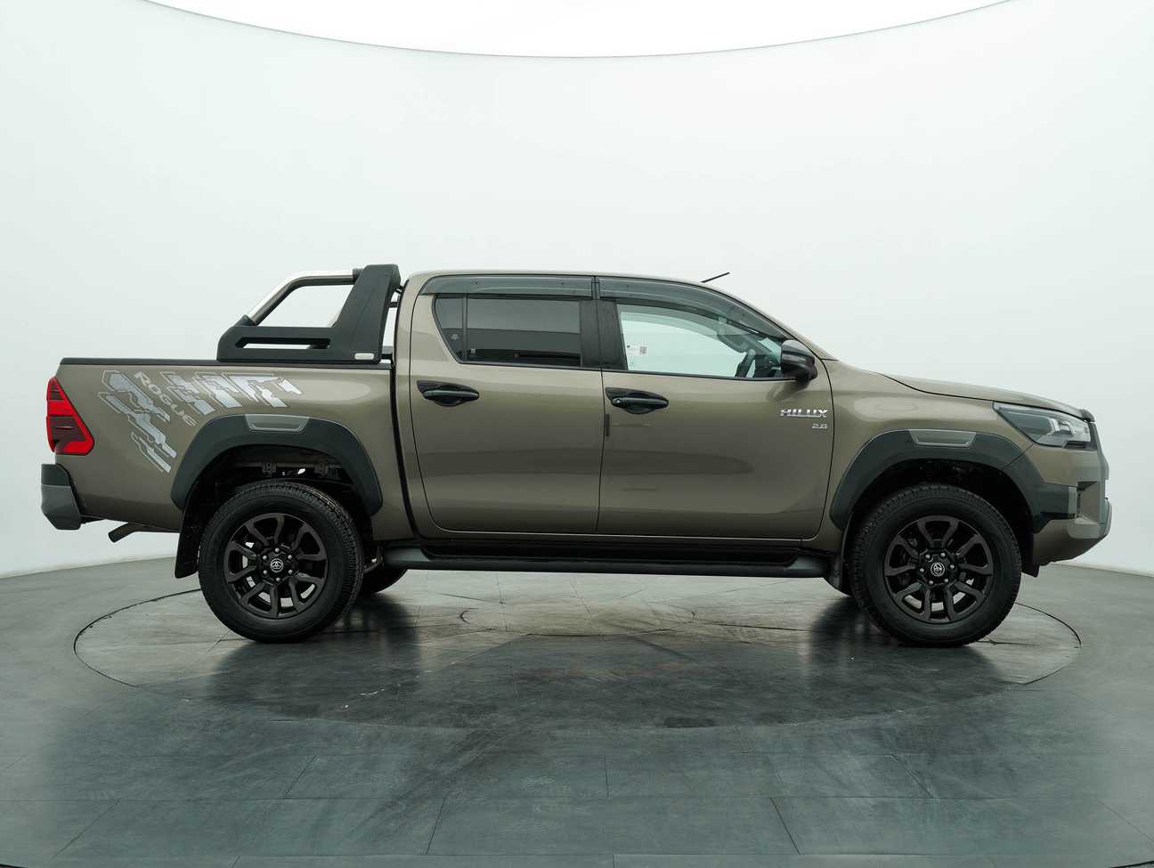 terpakai 2022 Toyota Hilux Rogue Dual Cab 2.8
