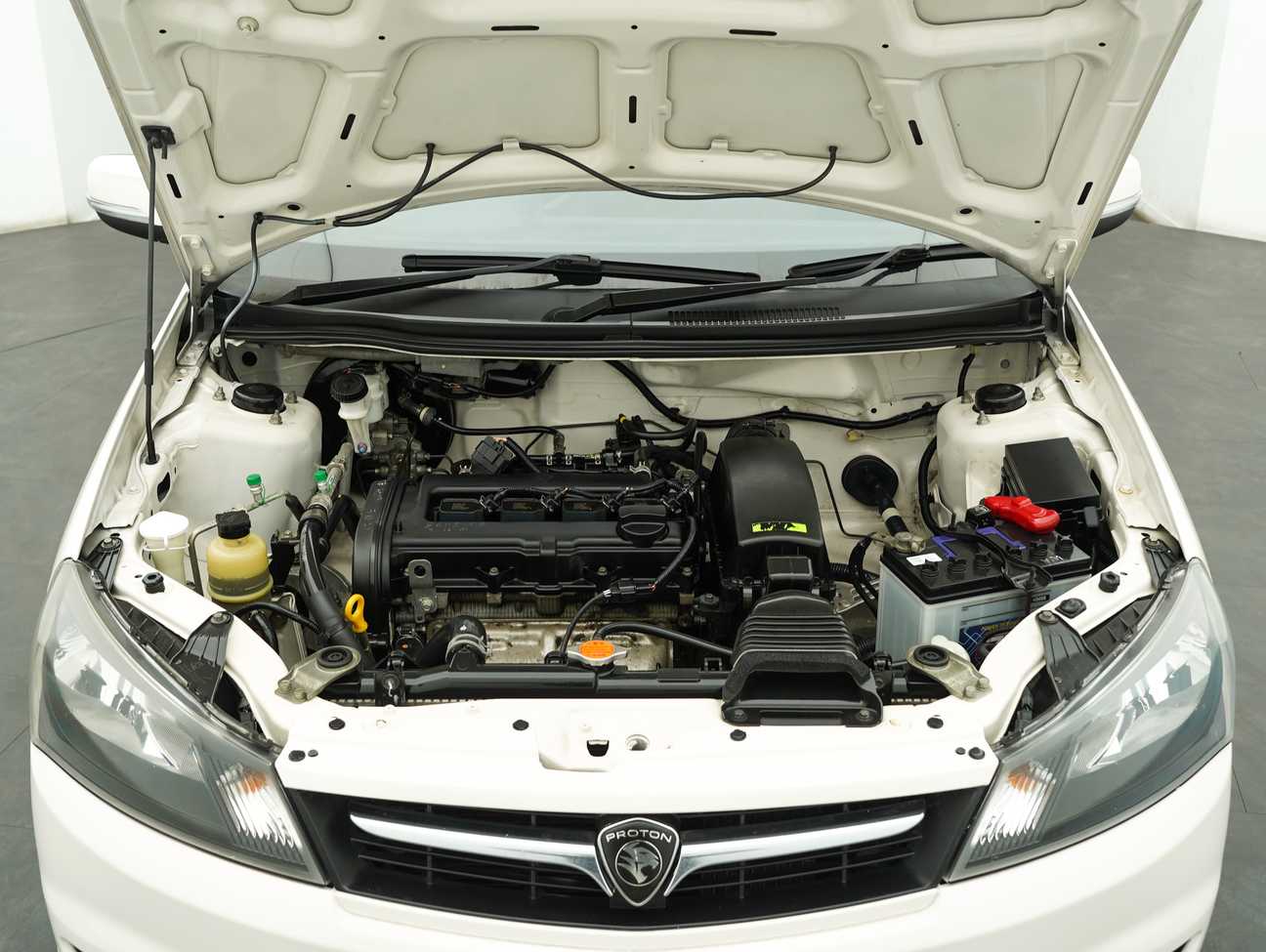 used 2014 Proton Saga SV 1.3