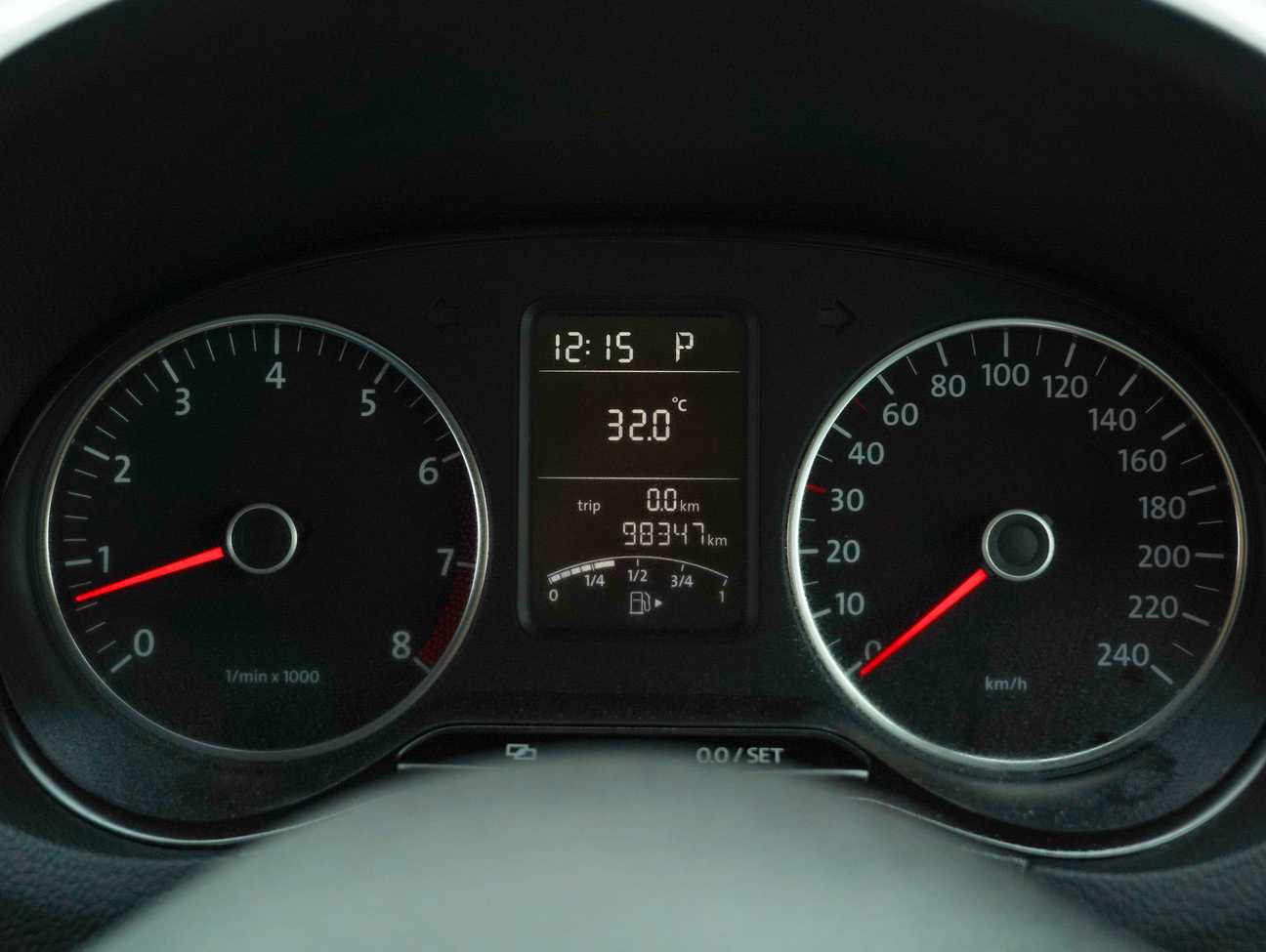 terpakai 2011 Volkswagen Polo TSI 1.2