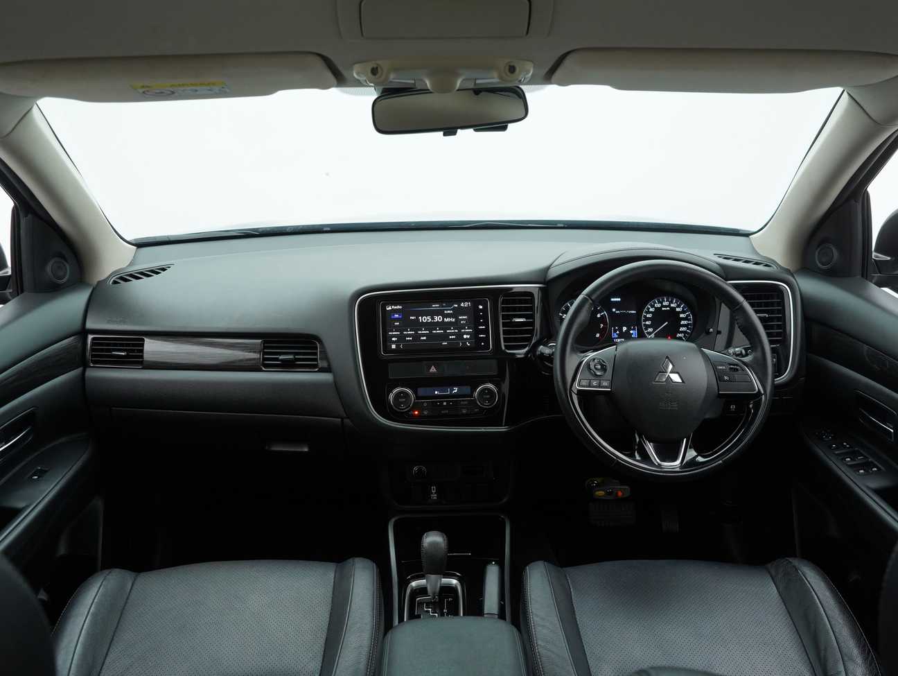 used 2020 Mitsubishi Outlander  2.0