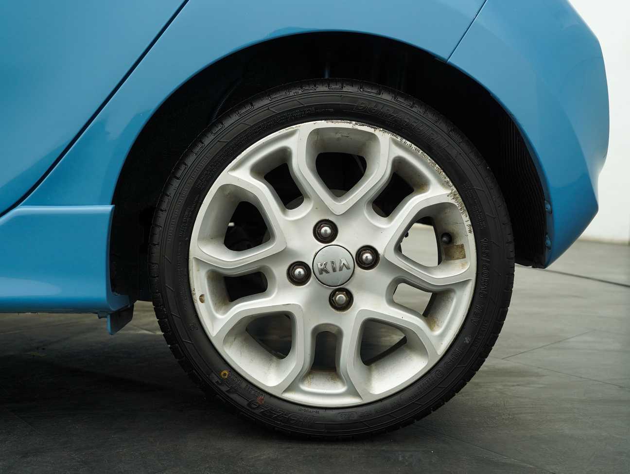 terpakai 2015 Kia Picanto  1.2