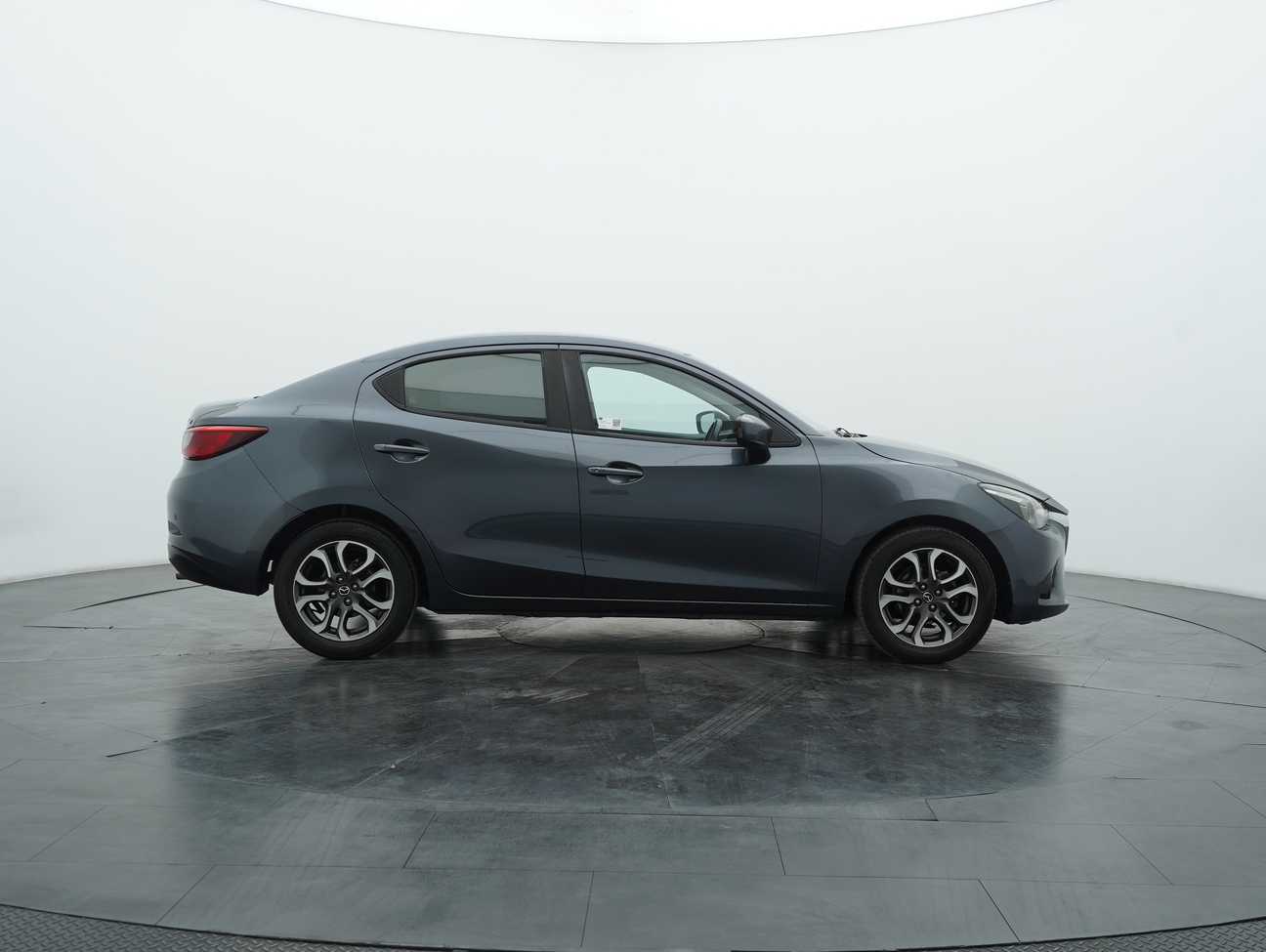 used 2017 Mazda 2 SKYACTIV-G (Halogen Headlight) 1.5