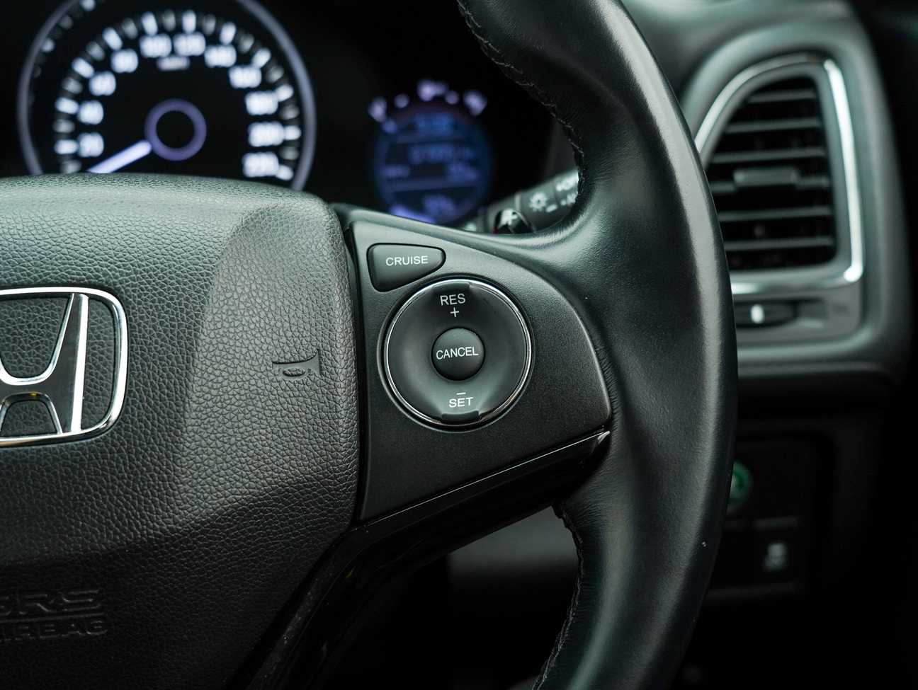 terpakai 2019 Honda HR-V i-VTEC V 1.8