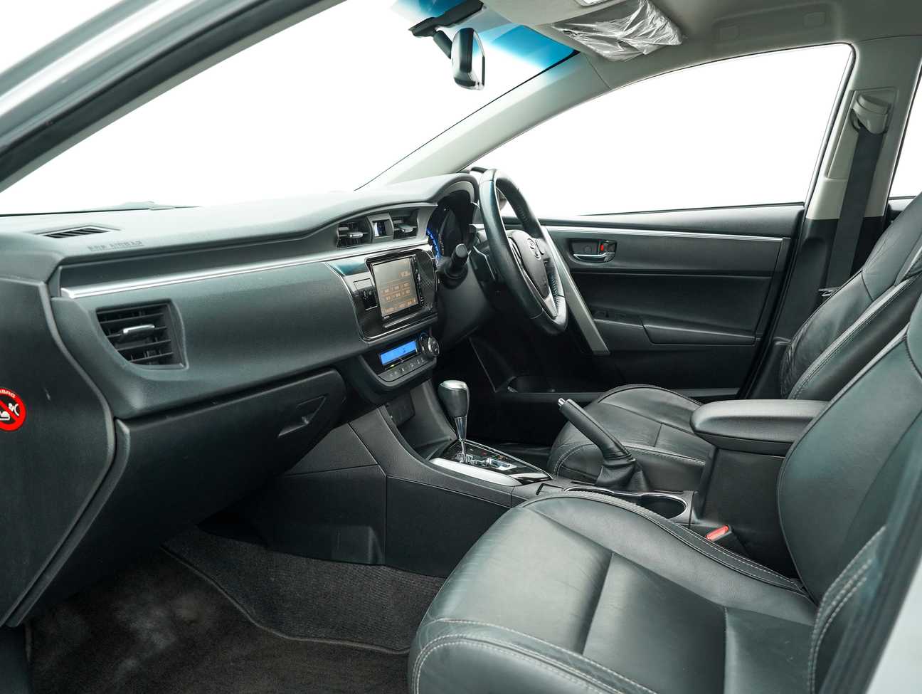 used 2014 Toyota Corolla Altis V 2.0