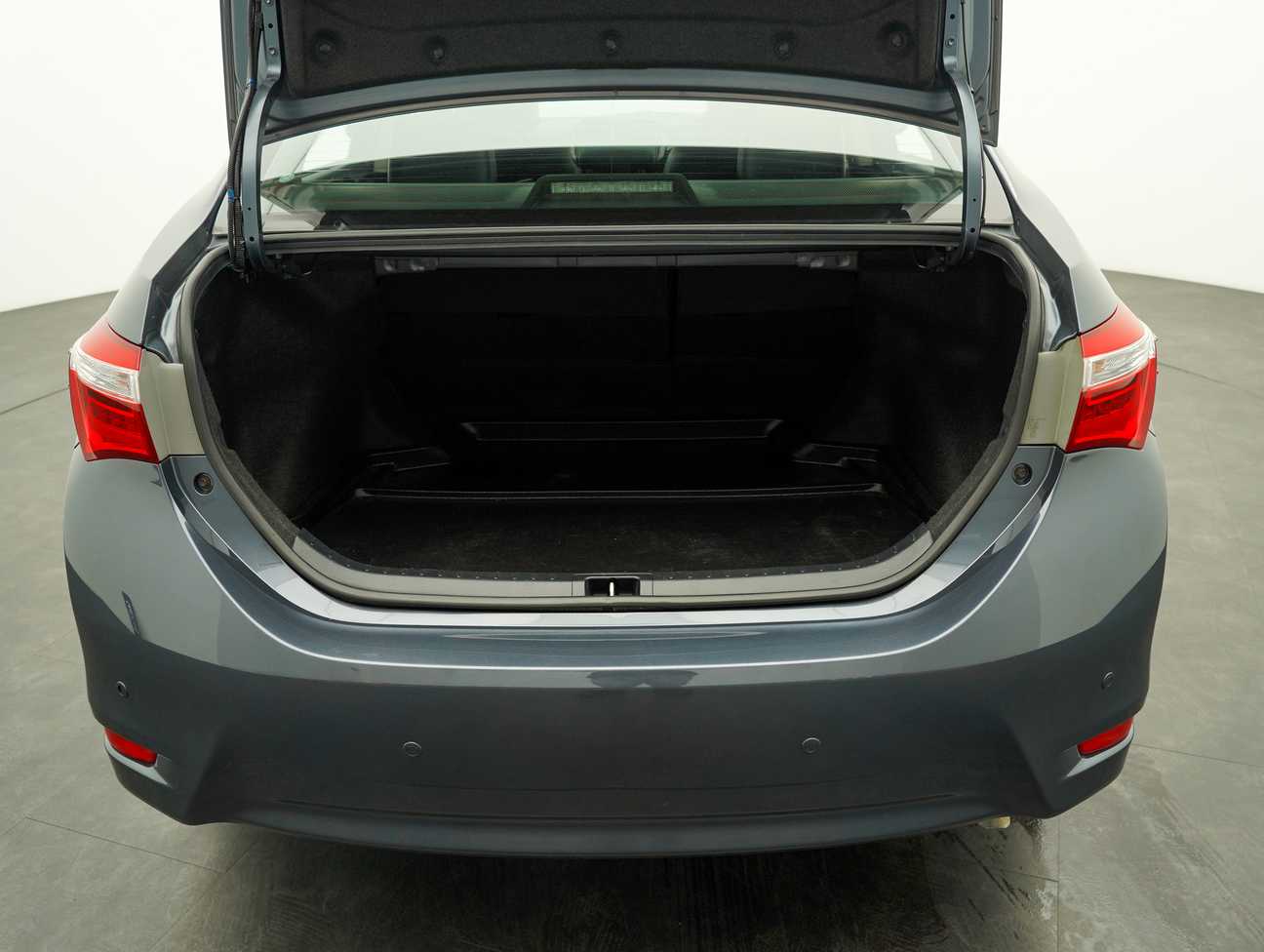 terpakai 2015 Toyota Corolla Altis G 1.8