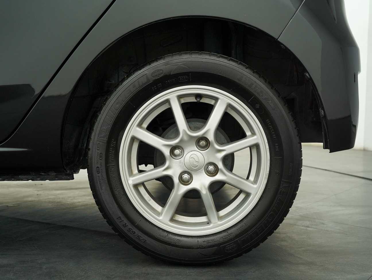 terpakai 2016 Perodua AXIA G 1.0