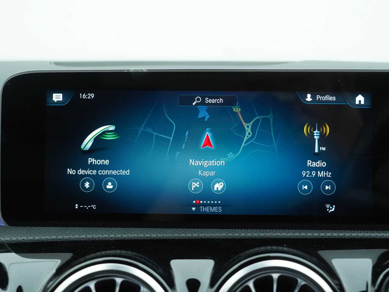 terpakai 2019 Mercedes-Benz A250 AMG Line 2.0