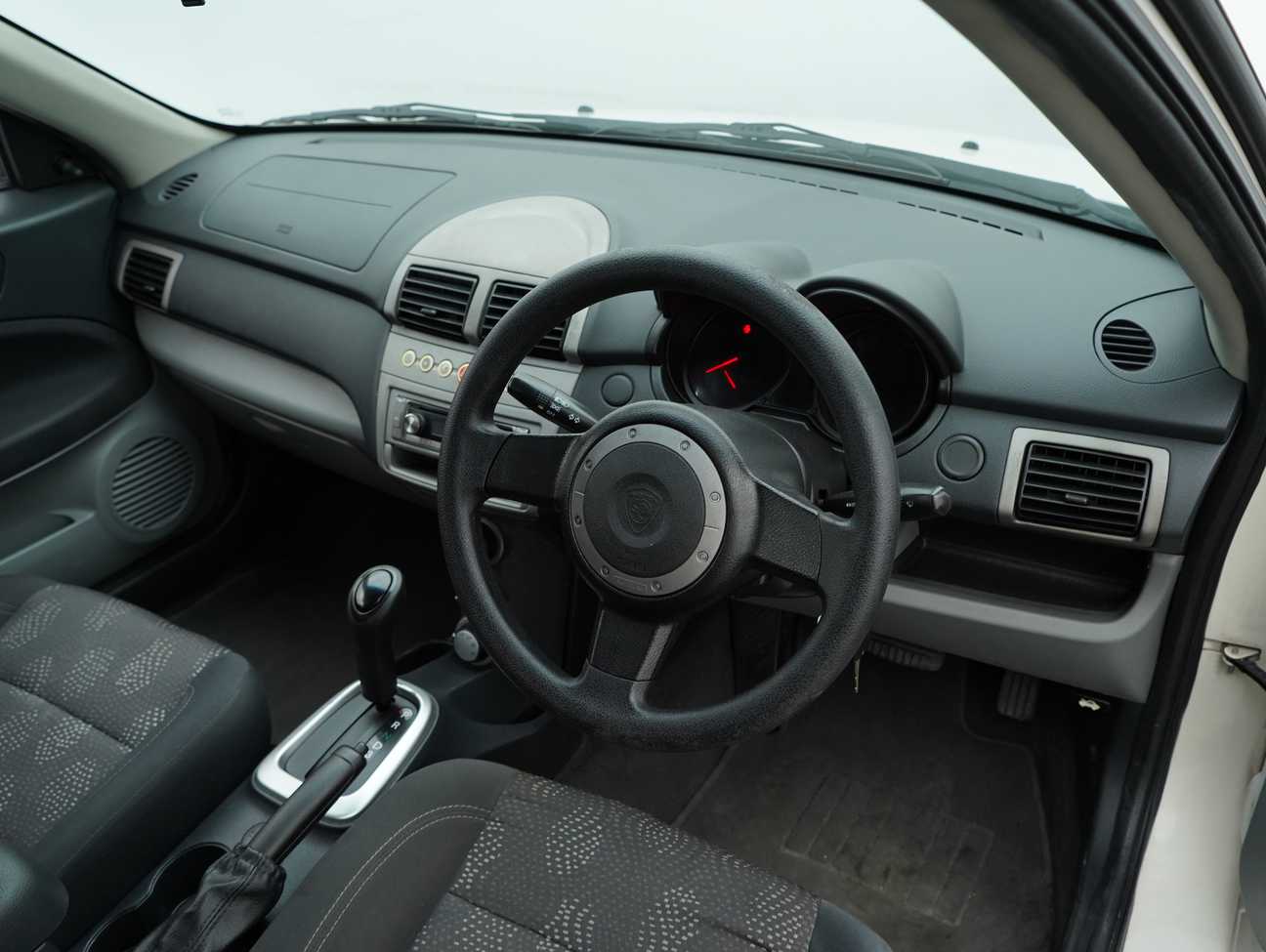 used 2014 Proton Persona SV 1.6