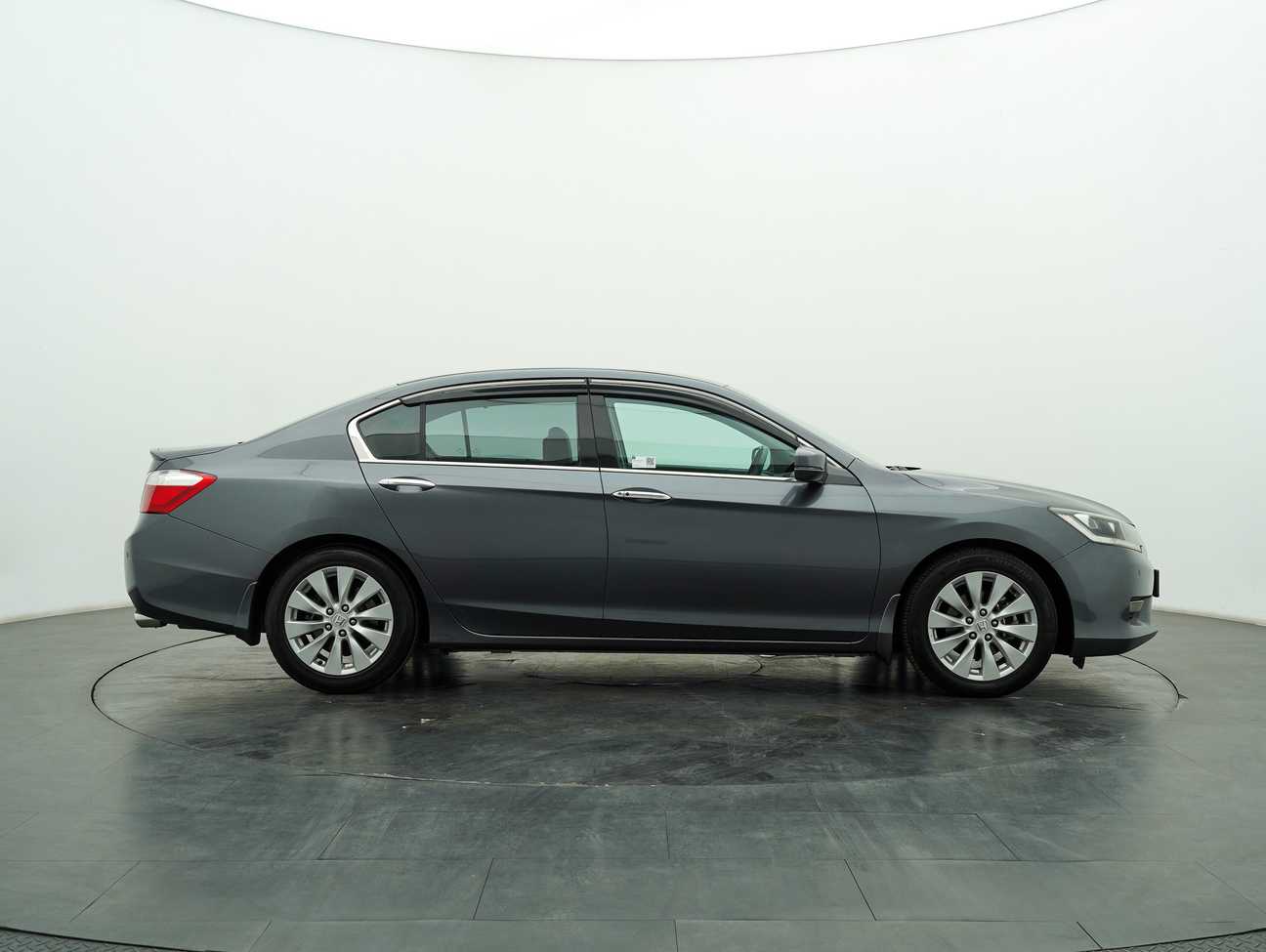 used 2015 Honda Accord VTi-L 2.0