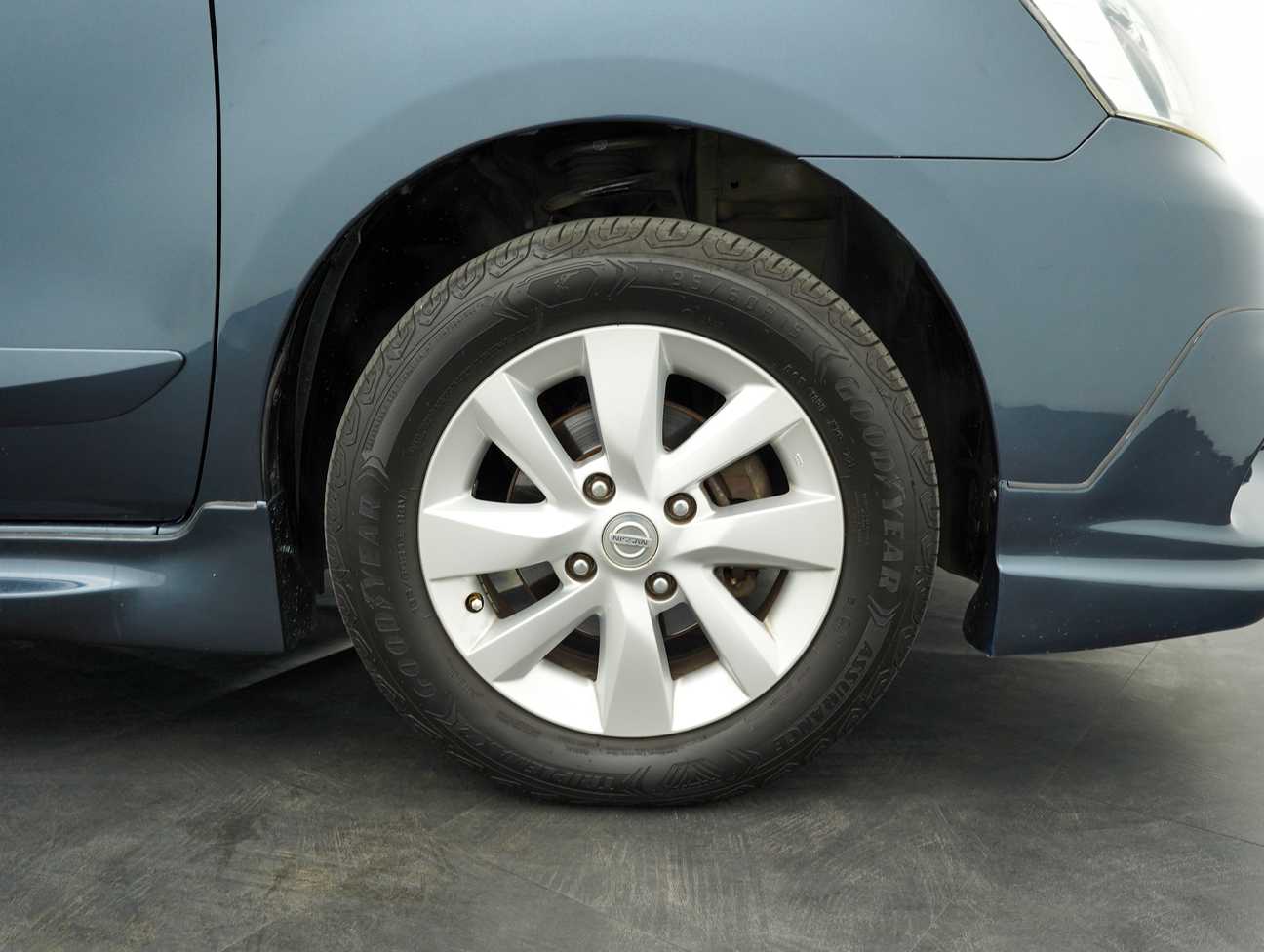 used 2014 Nissan Grand Livina Comfort 1.6