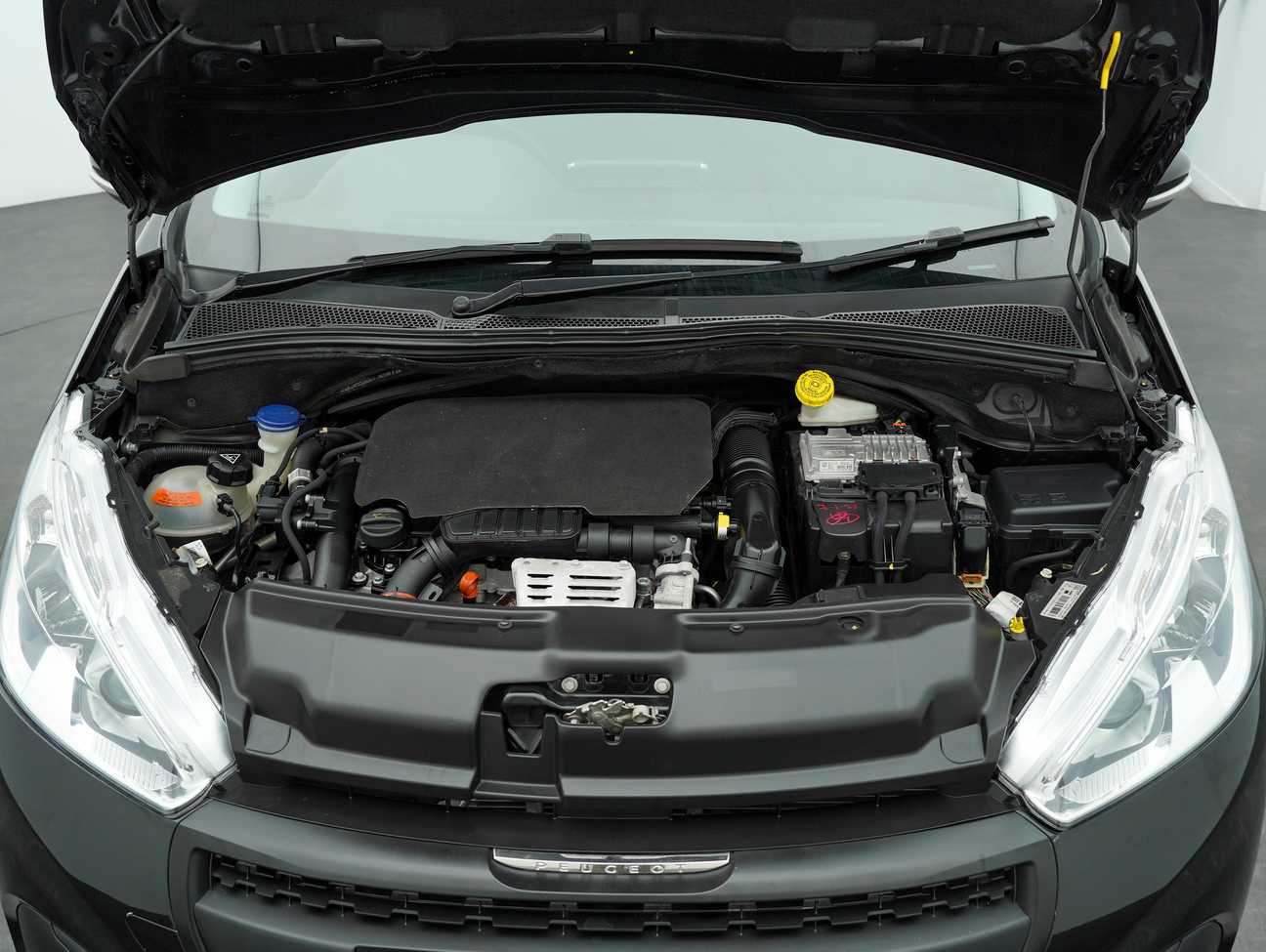 used 2018 Peugeot 208 PureTech 1.2