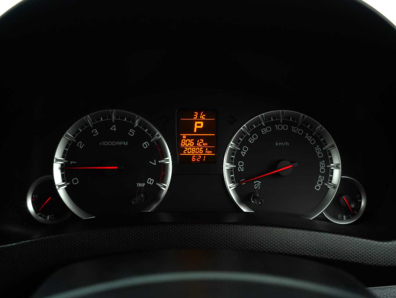 terpakai 2013 Suzuki Swift GL 1.4