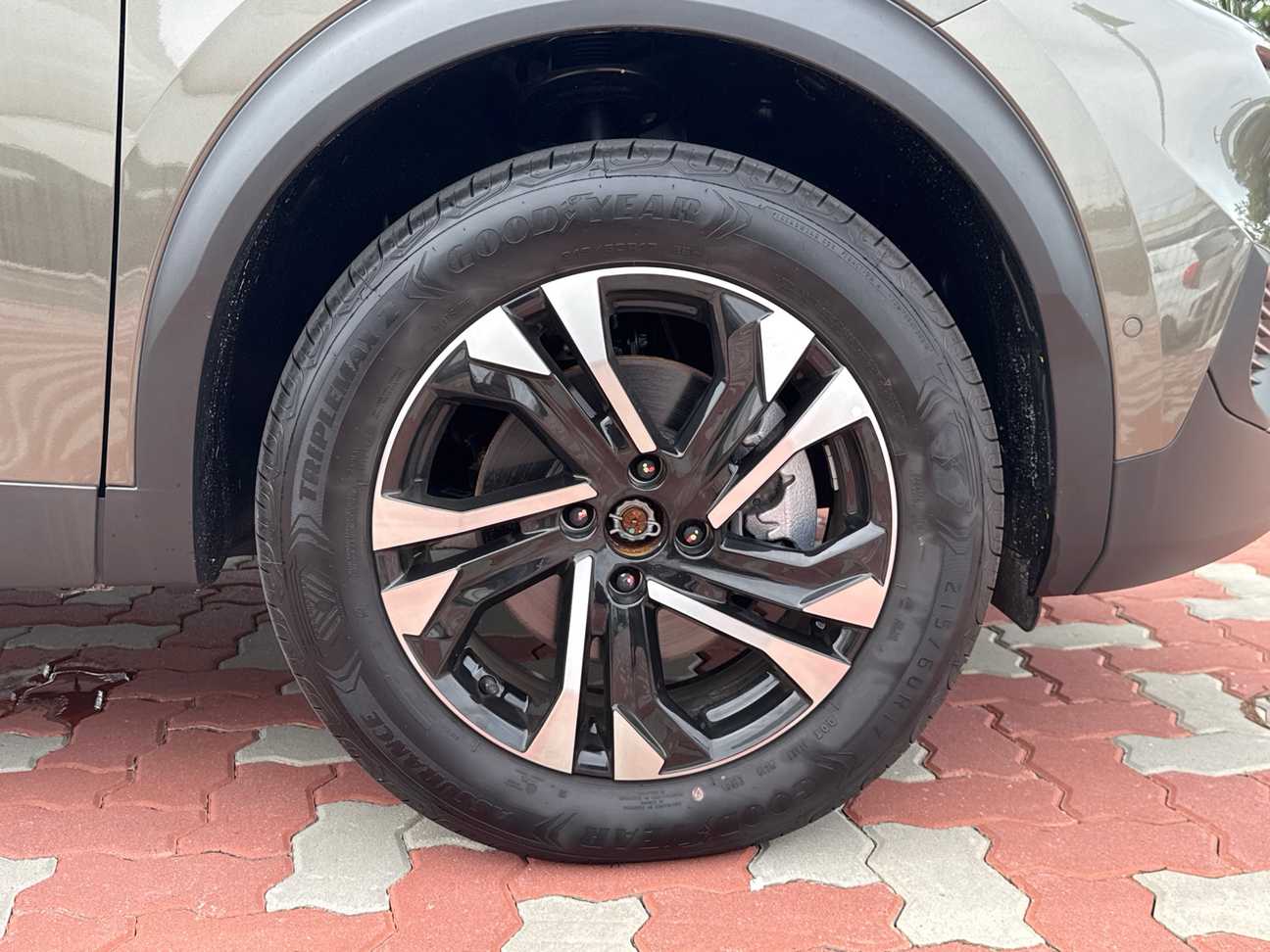 used 2025 Peugeot 2008 Allure 1.2