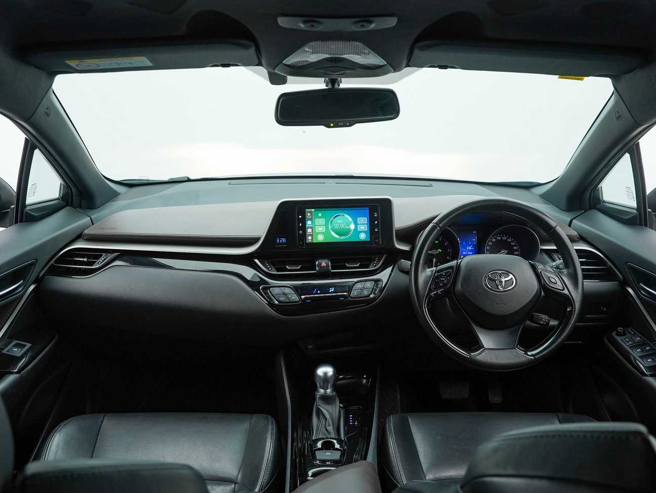 used 2019 Toyota C-HR  1.8