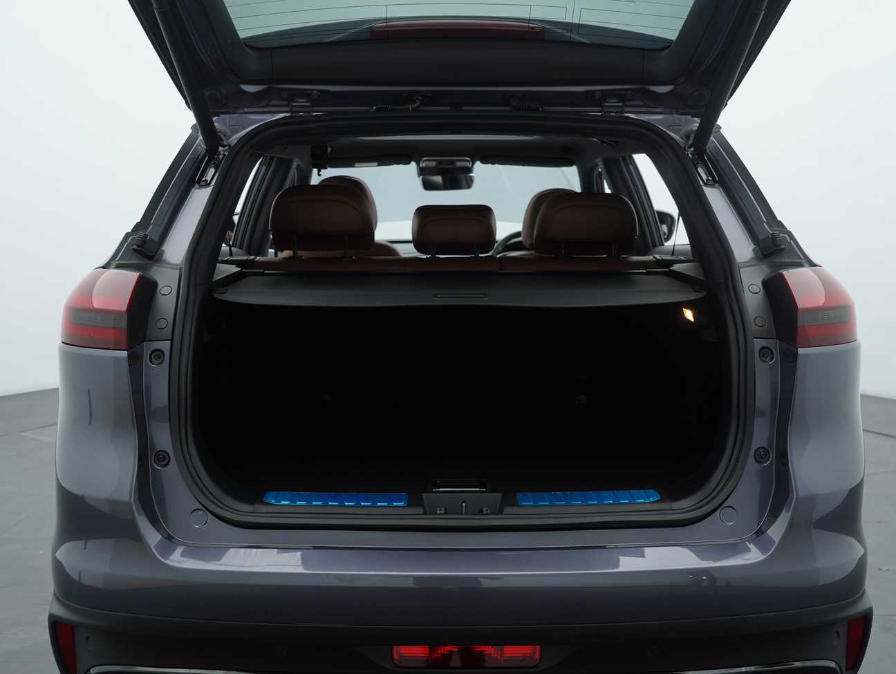 used 2022 Proton X70 Premium 1.8