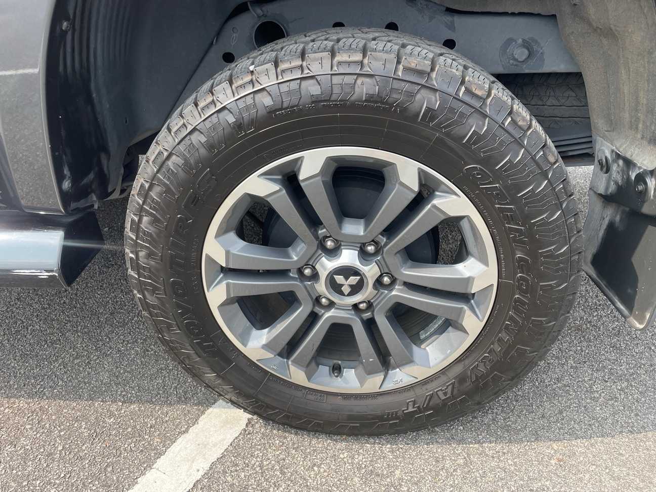 used 2022 Mitsubishi Triton VGT Premium Updated Spec Dual Cab 4X4 2.4