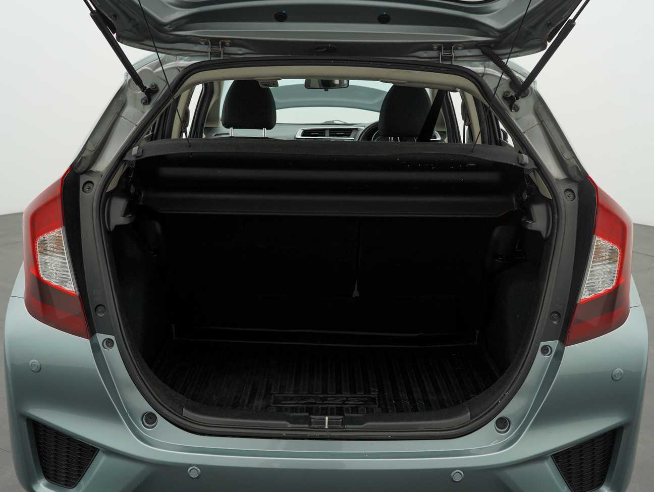 used 2016 Honda Jazz V 1.5