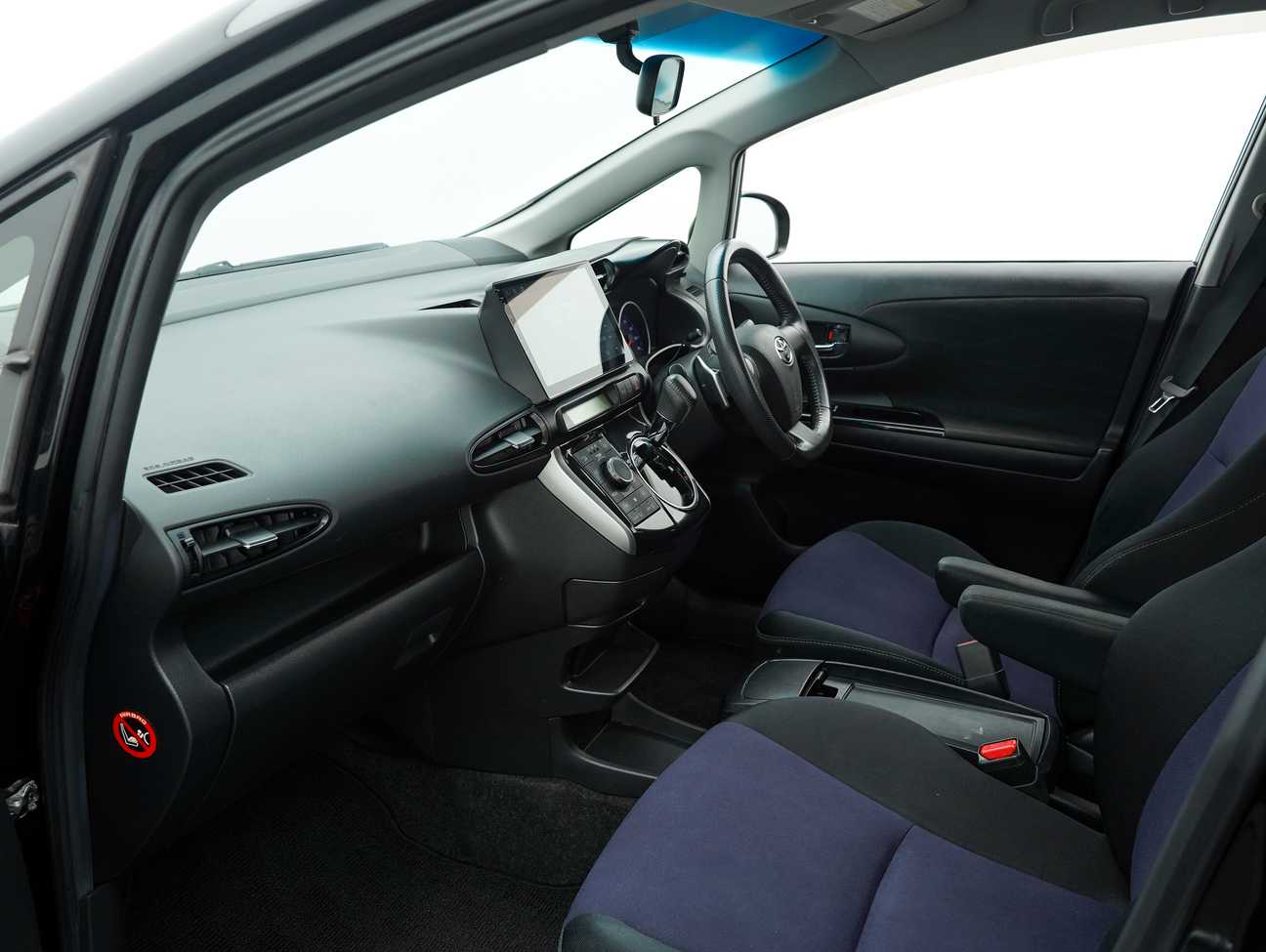 used 2013 Toyota Wish G 1.8