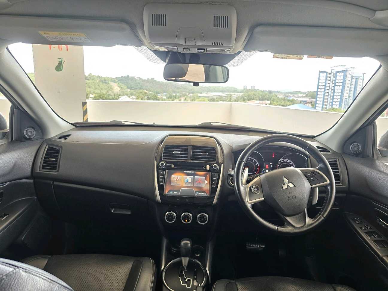 terpakai 2015 Mitsubishi ASX  2.0