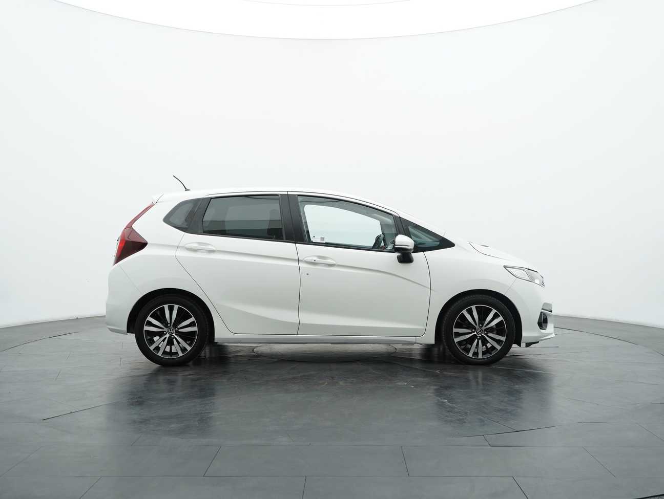 used 2019 Honda Jazz V 1.5