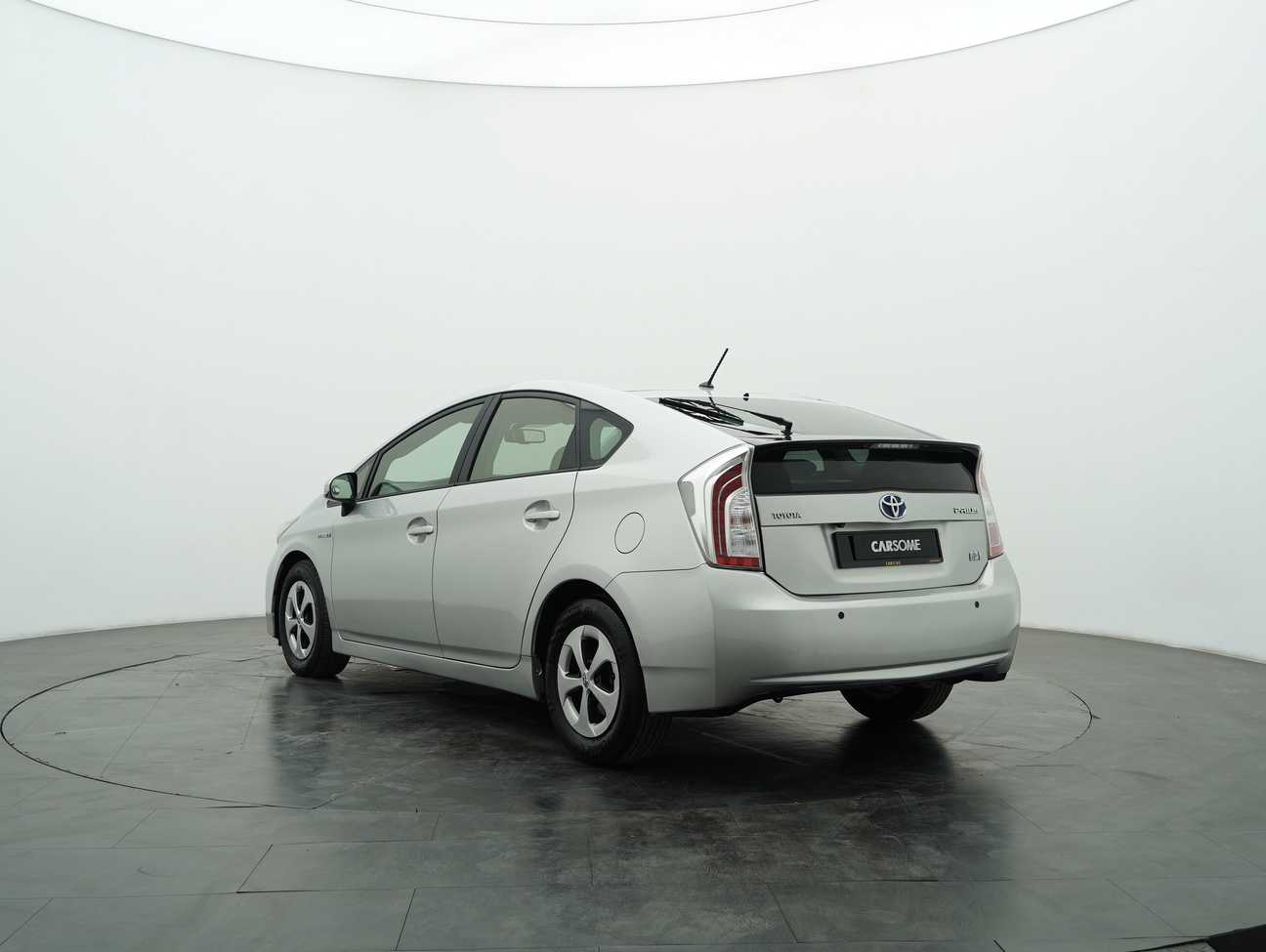 used 2013 Toyota Prius Luxury 1.8
