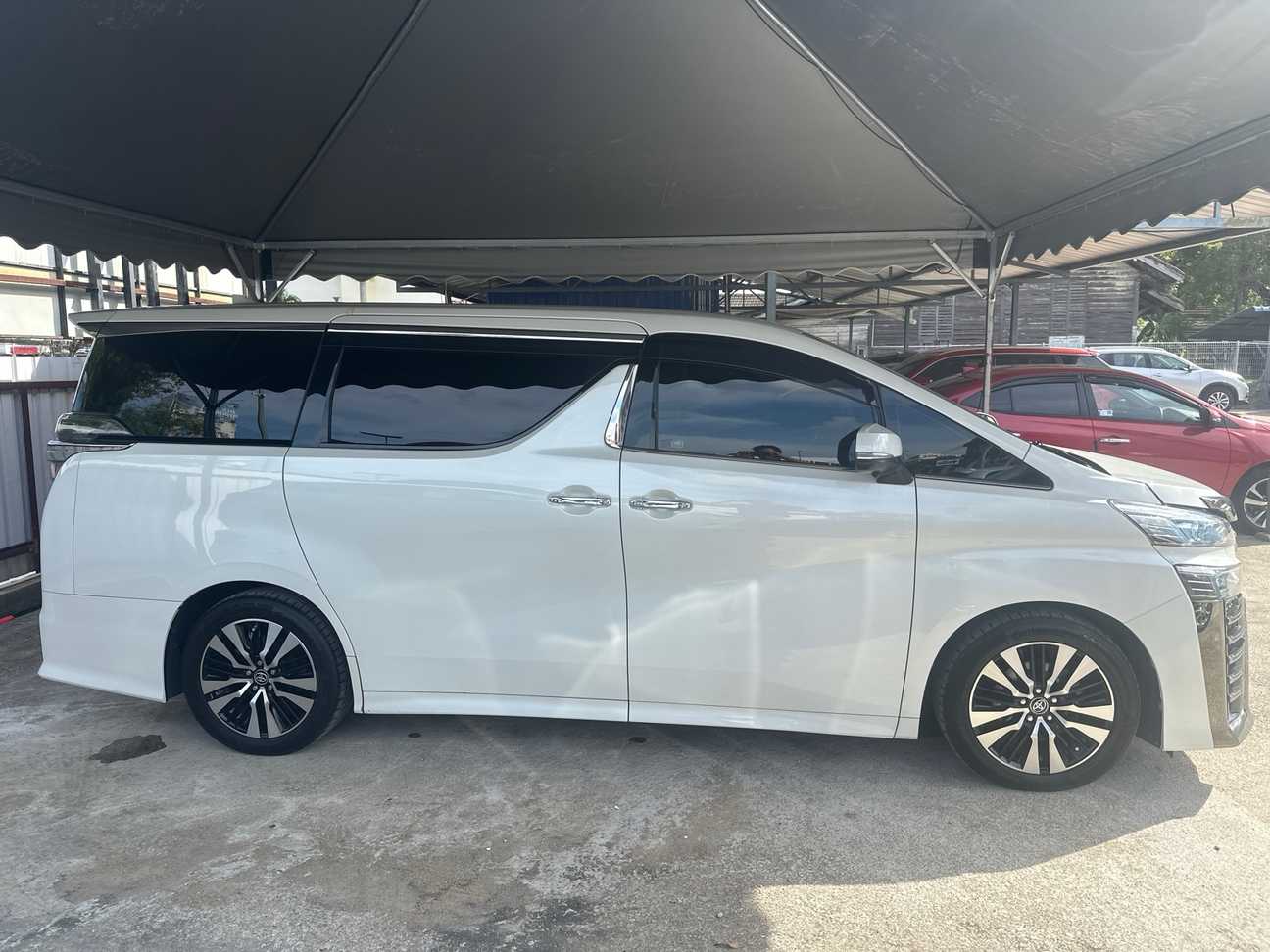 terpakai 2019 Toyota Vellfire ZG 2.5