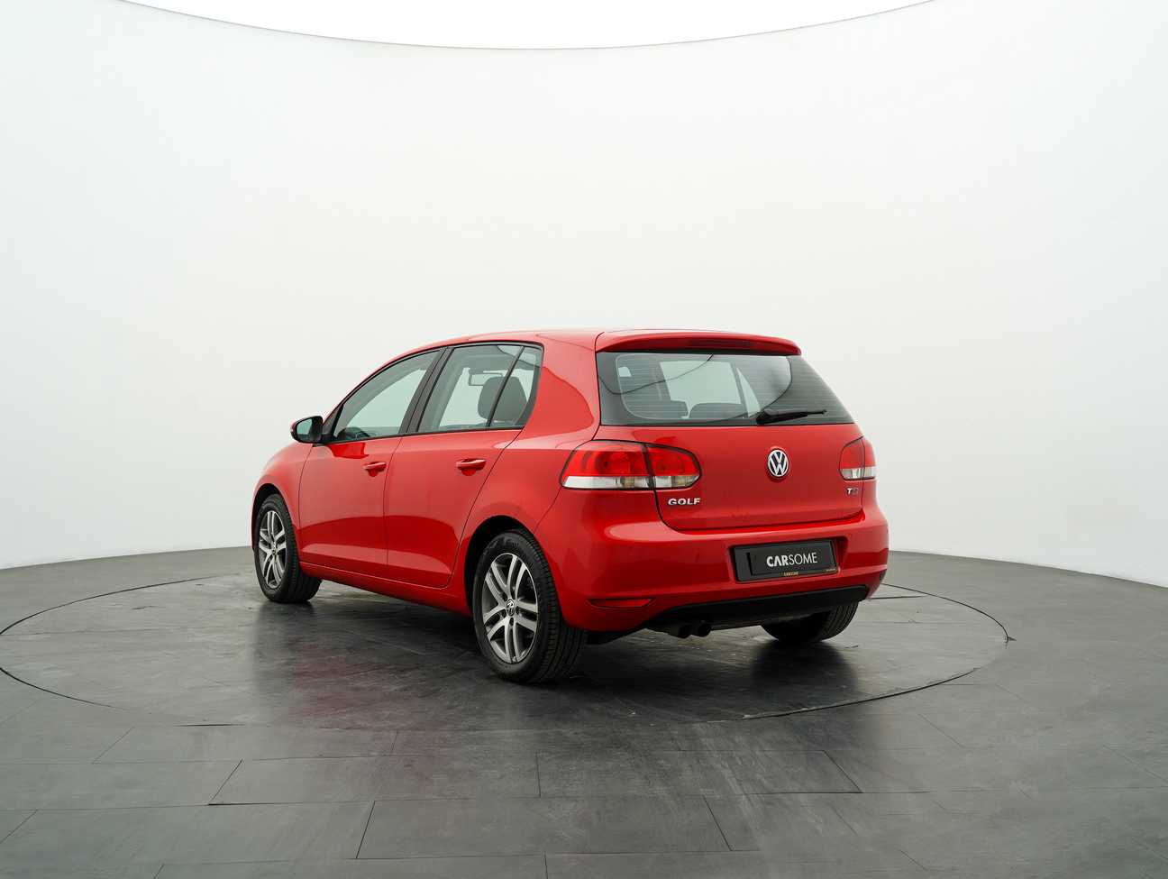 terpakai 2011 Volkswagen Golf TSI 1.4