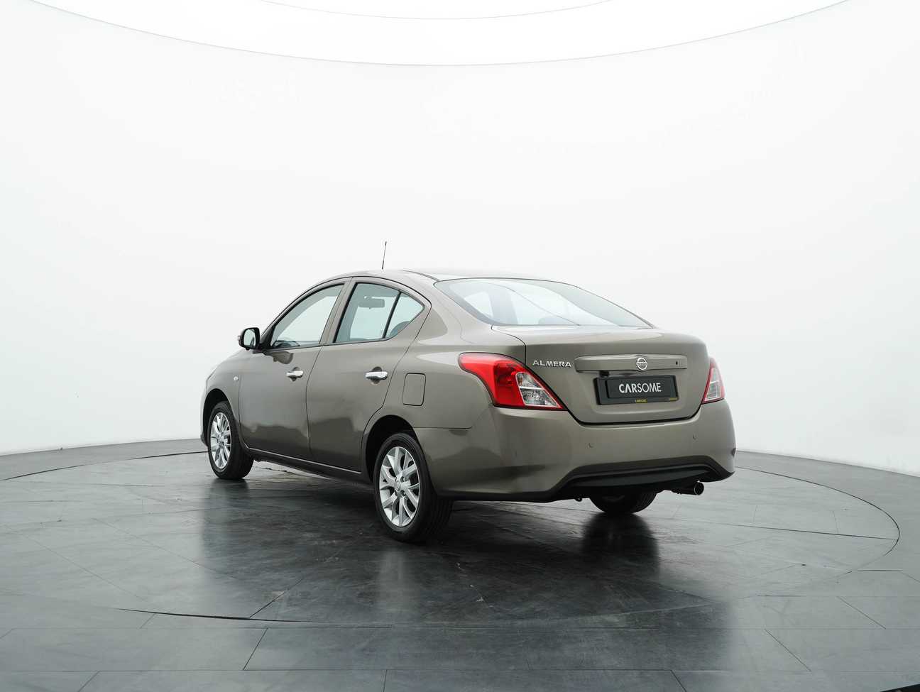 terpakai 2017 Nissan Almera E 1.5