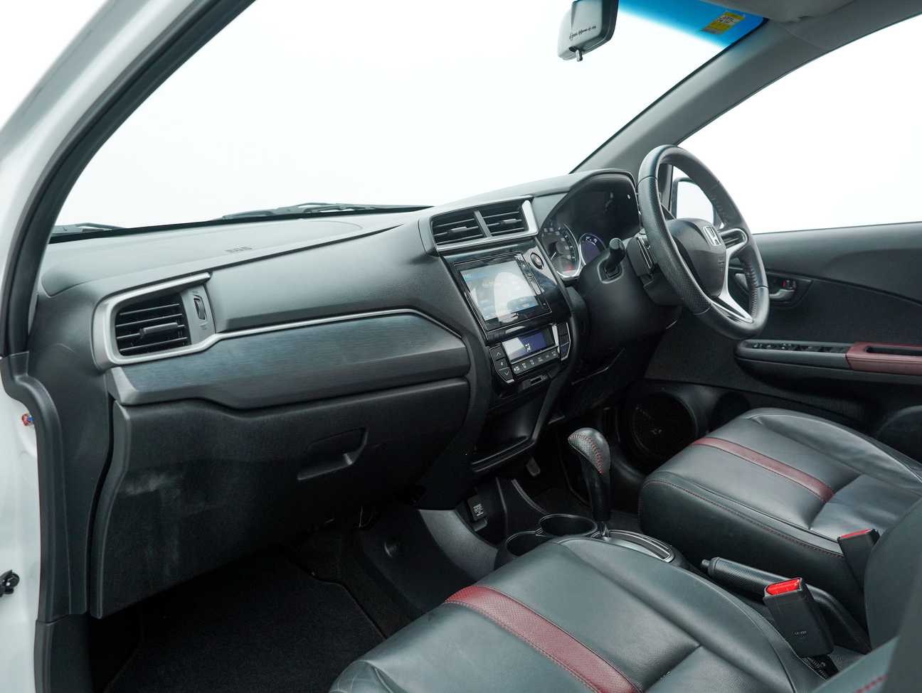 used 2021 Honda BR-V V 1.5