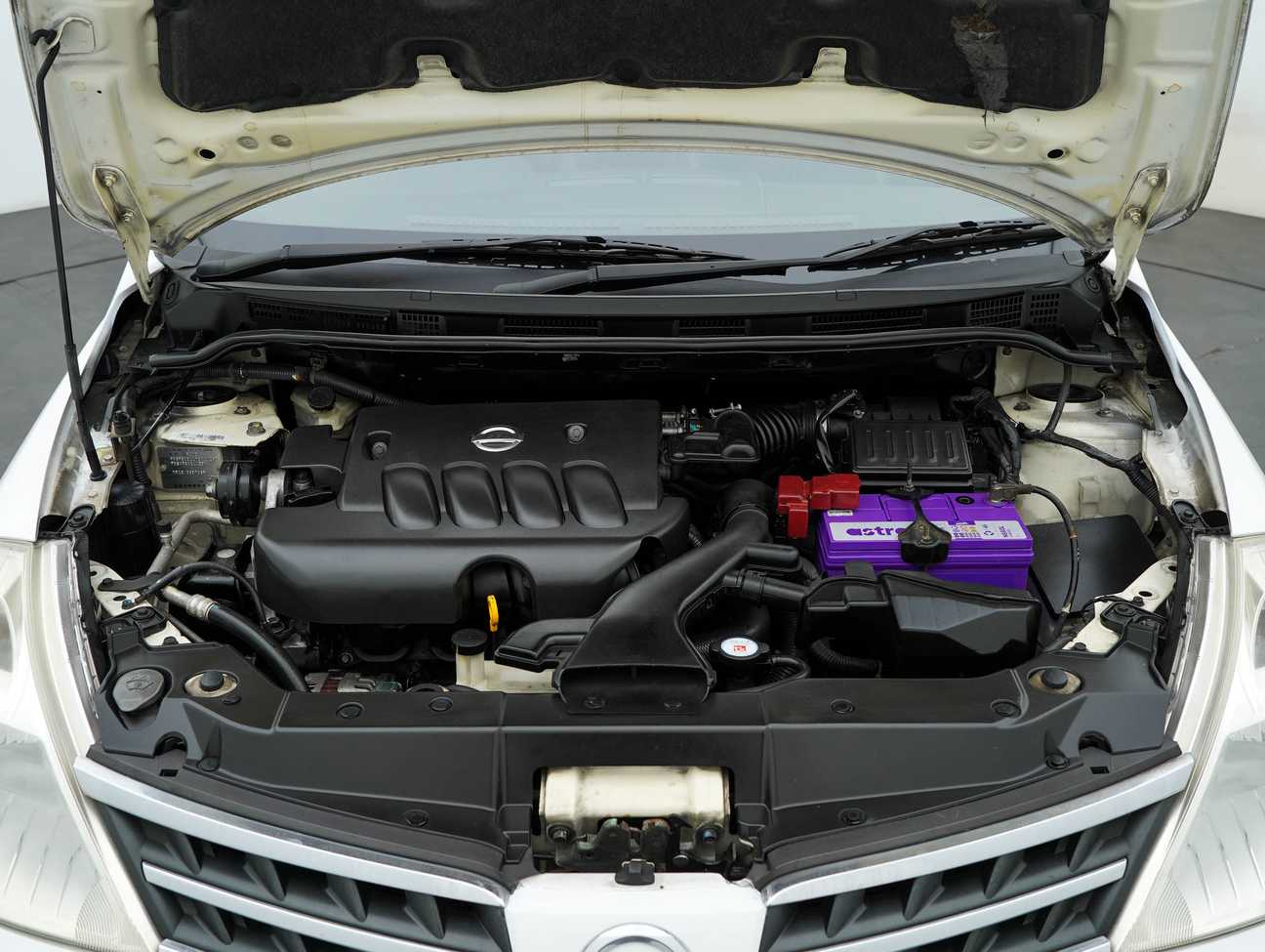 used 2012 Nissan Latio Comfort 1.8