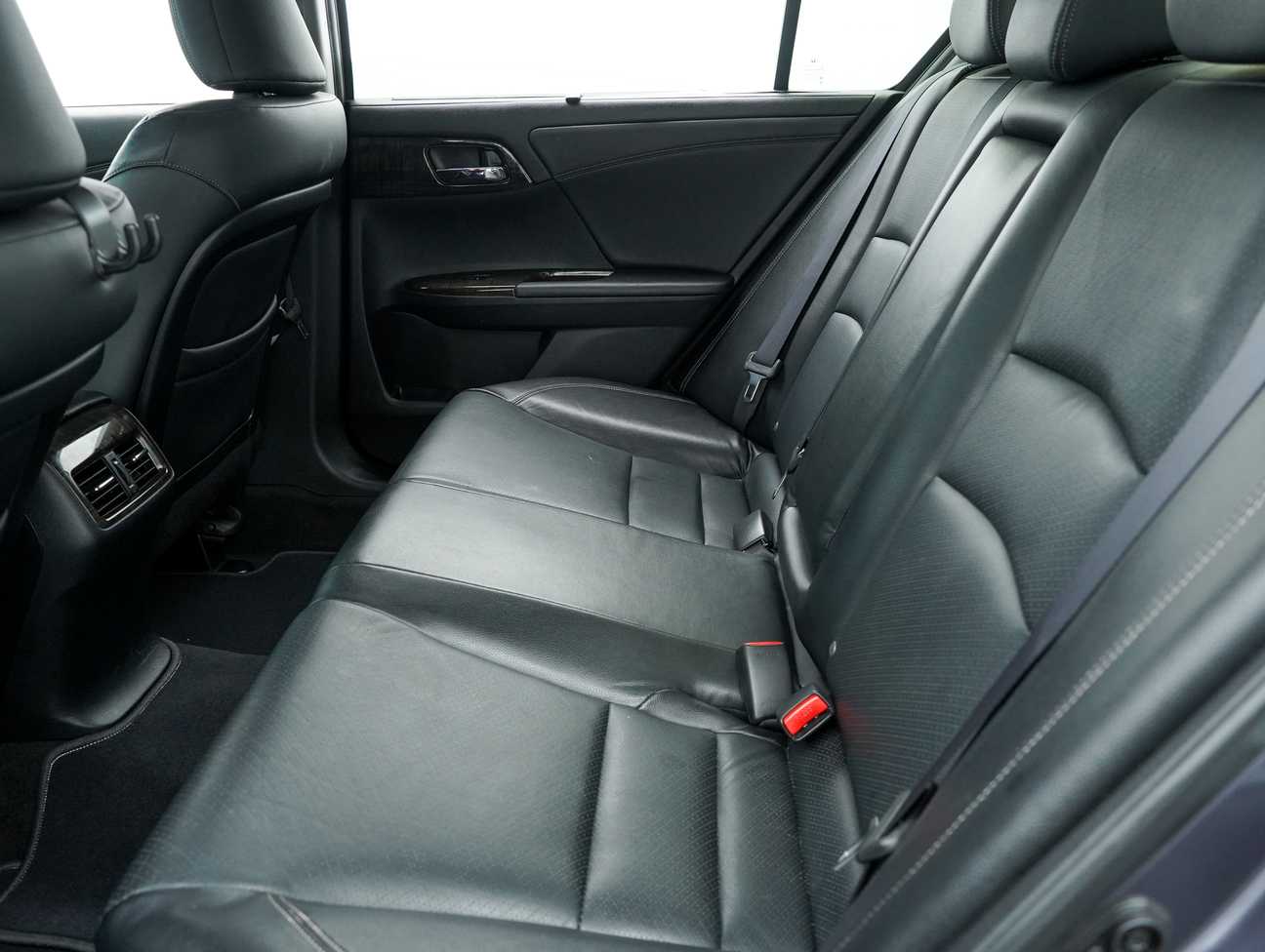 terpakai 2016 Honda Accord i-VTEC VTi-L 2.0