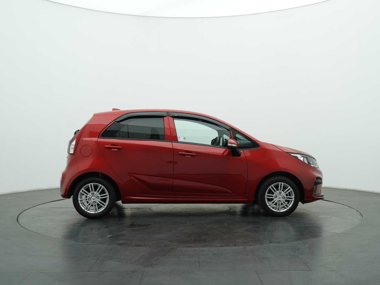 used 2021 Proton Iriz Standard 1.3