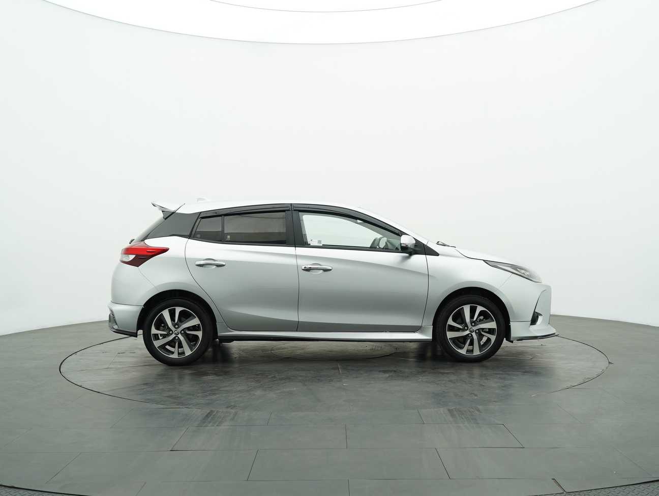 terpakai 2022 Toyota Yaris G 1.5