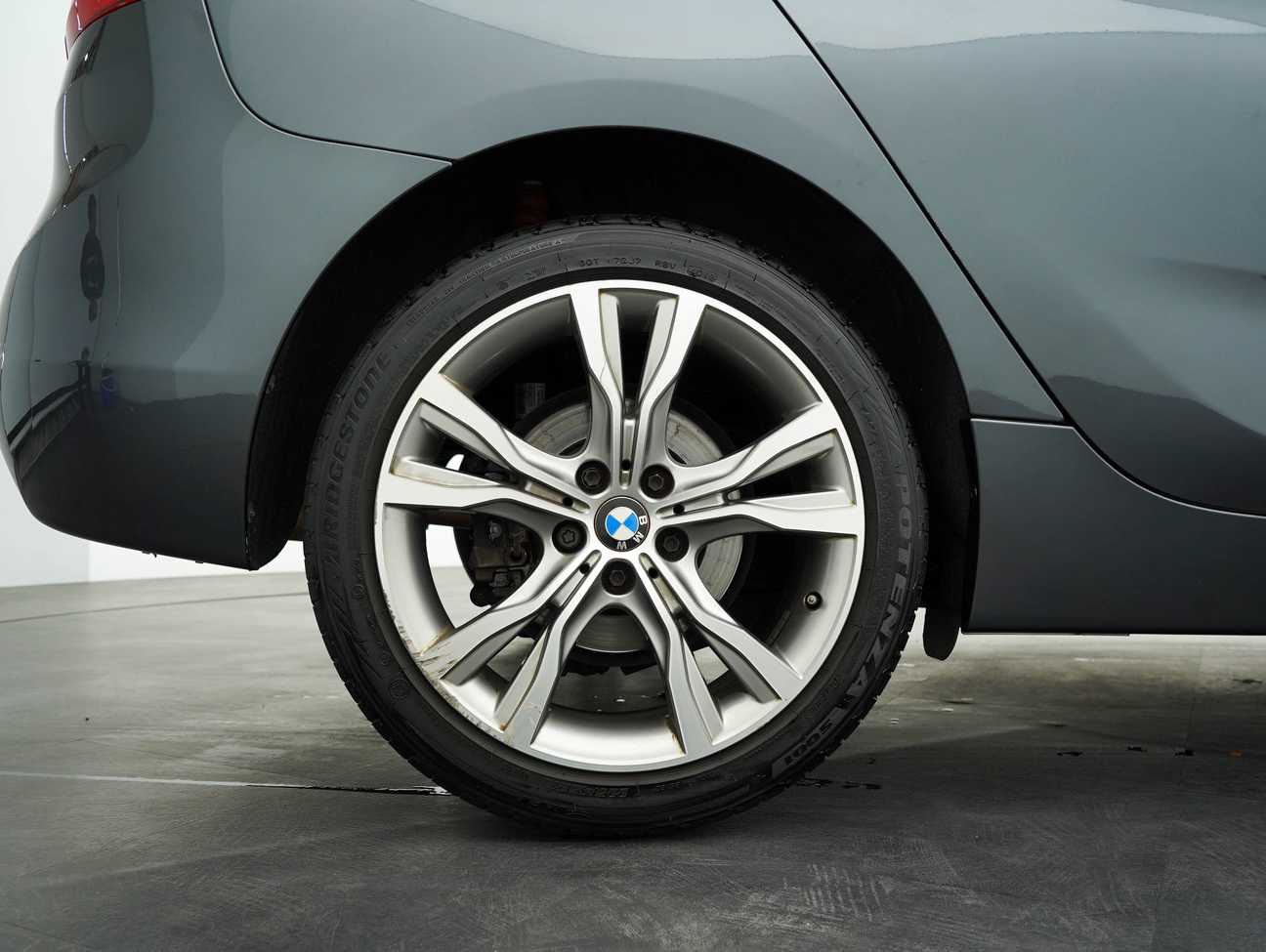 terpakai 2016 BMW 2 18I ACTIVE TOURER 1.5