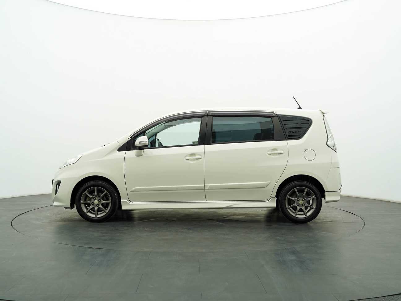 used 2015 Perodua Alza Advance 1.5
