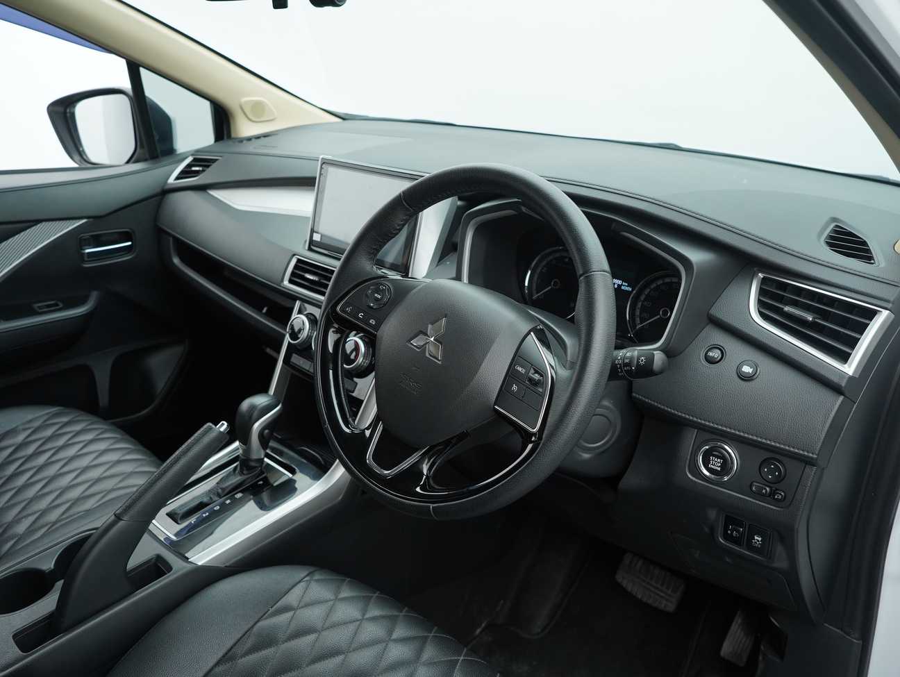 used 2023 Mitsubishi Xpander  1.5