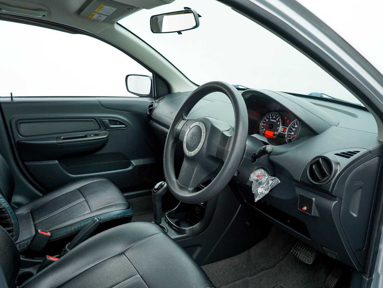 used 2015 Proton Saga SV 1.3