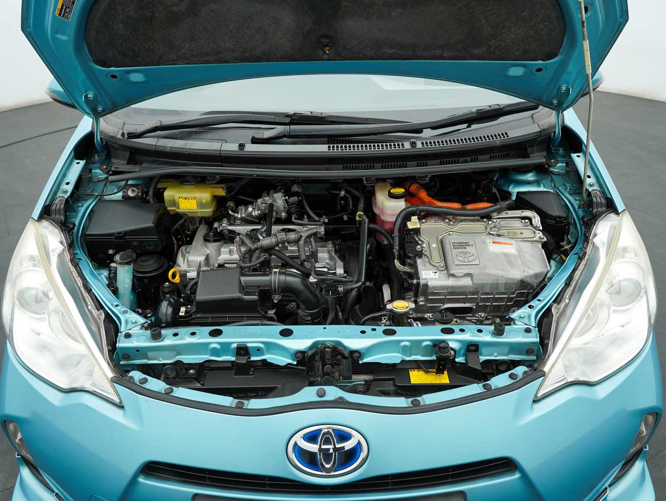 used 2013 Toyota Prius C Hybrid 1.5