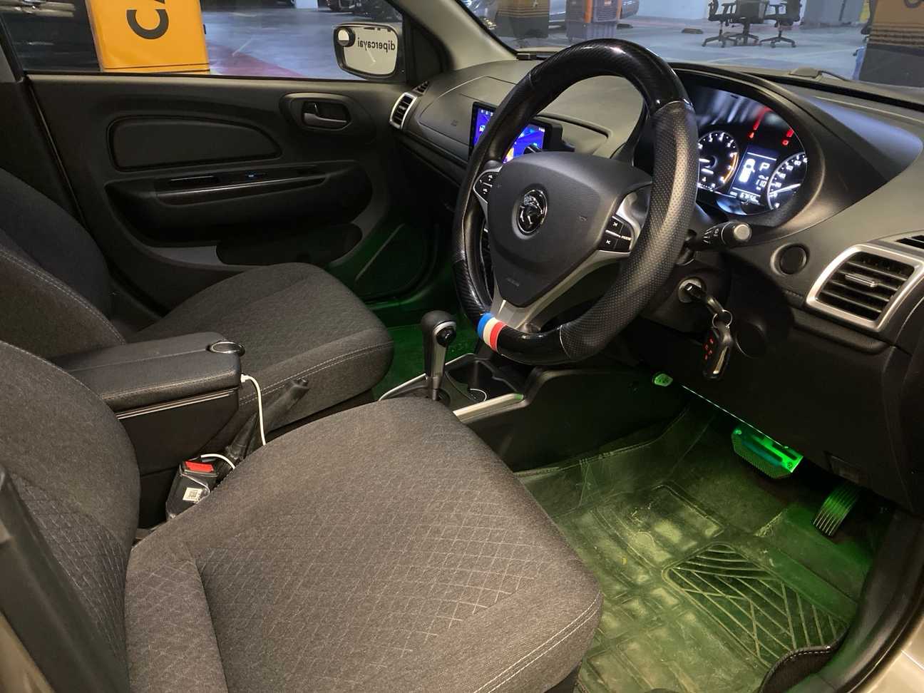 terpakai 2023 Proton Saga Premium 1.3