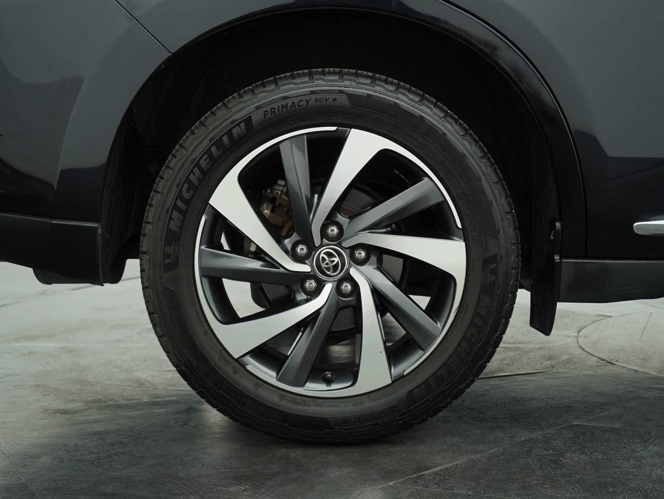 terpakai 2018 Toyota Harrier Premium 2.0