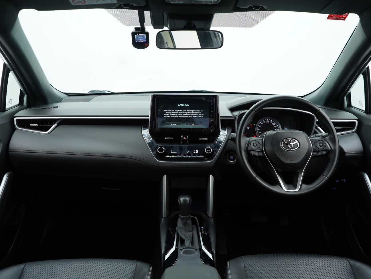 used 2022 Toyota Corolla Cross V 1.8