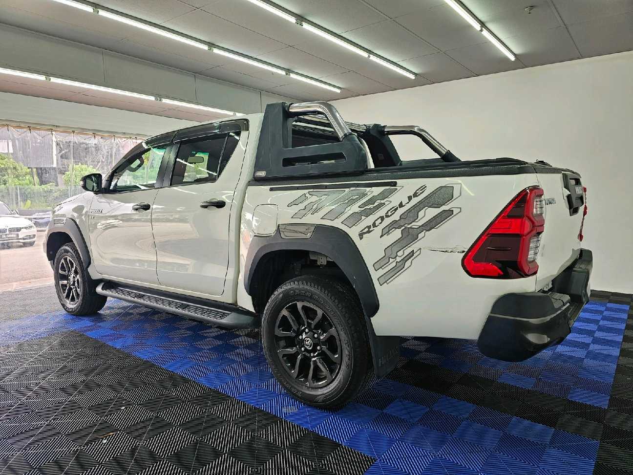 used 2023 Toyota Hilux Rogue Dual Cab 2.8