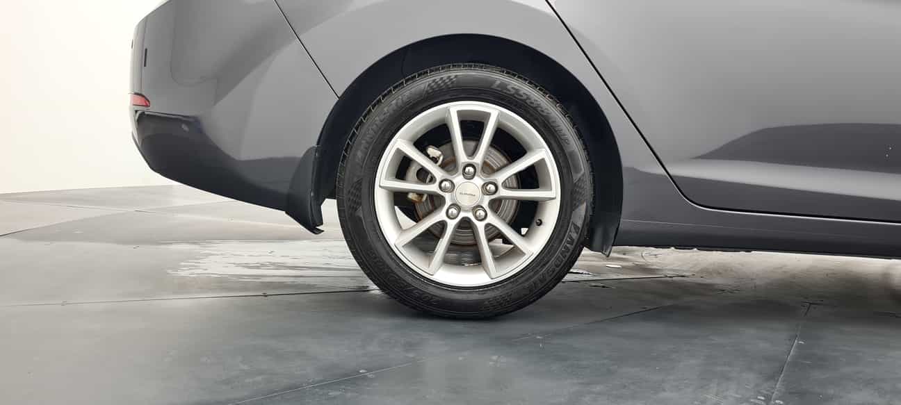 used 2015 Hyundai ELANTRA  1.6