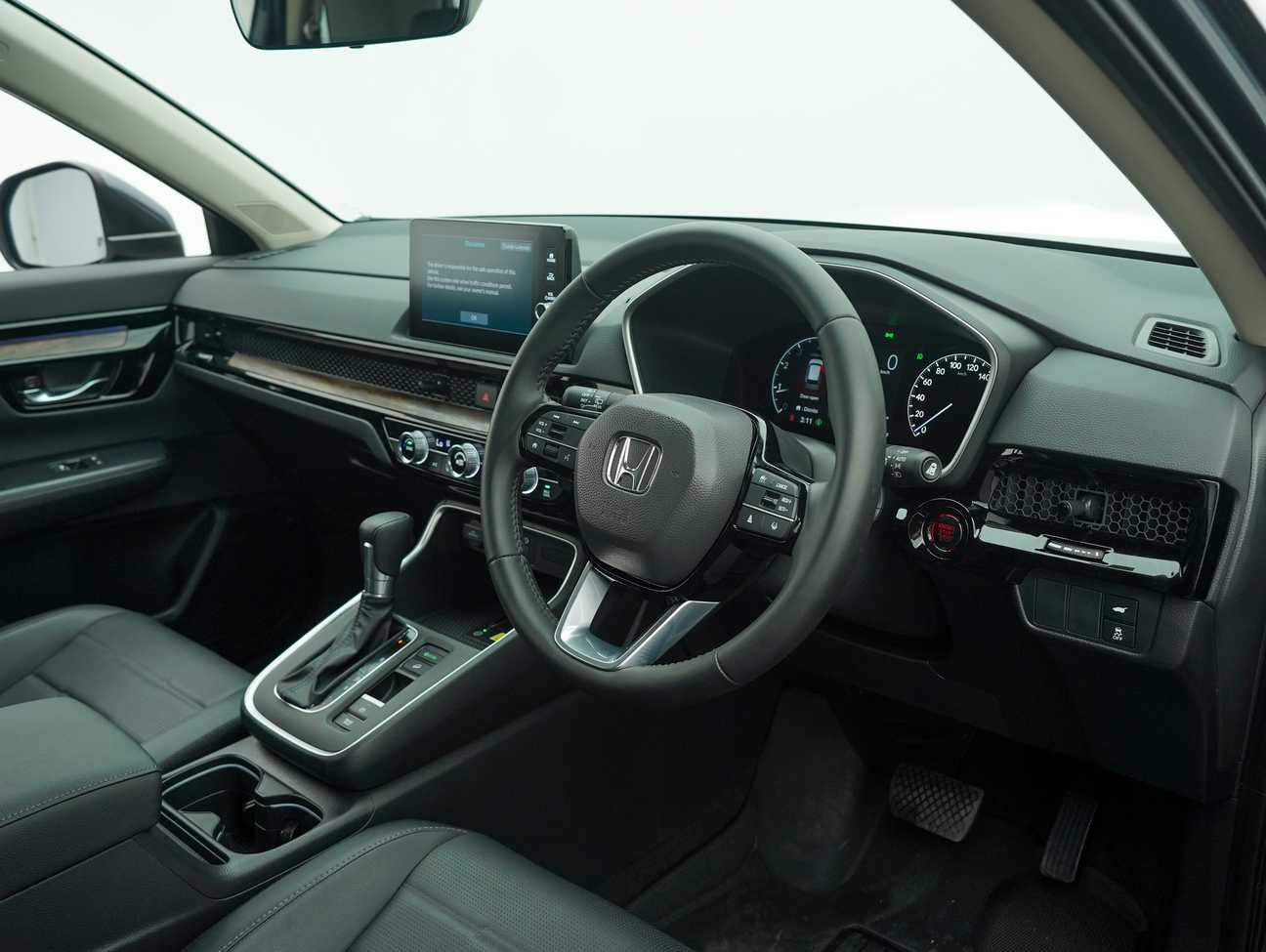 used 2024 Honda CR-V V 1.5