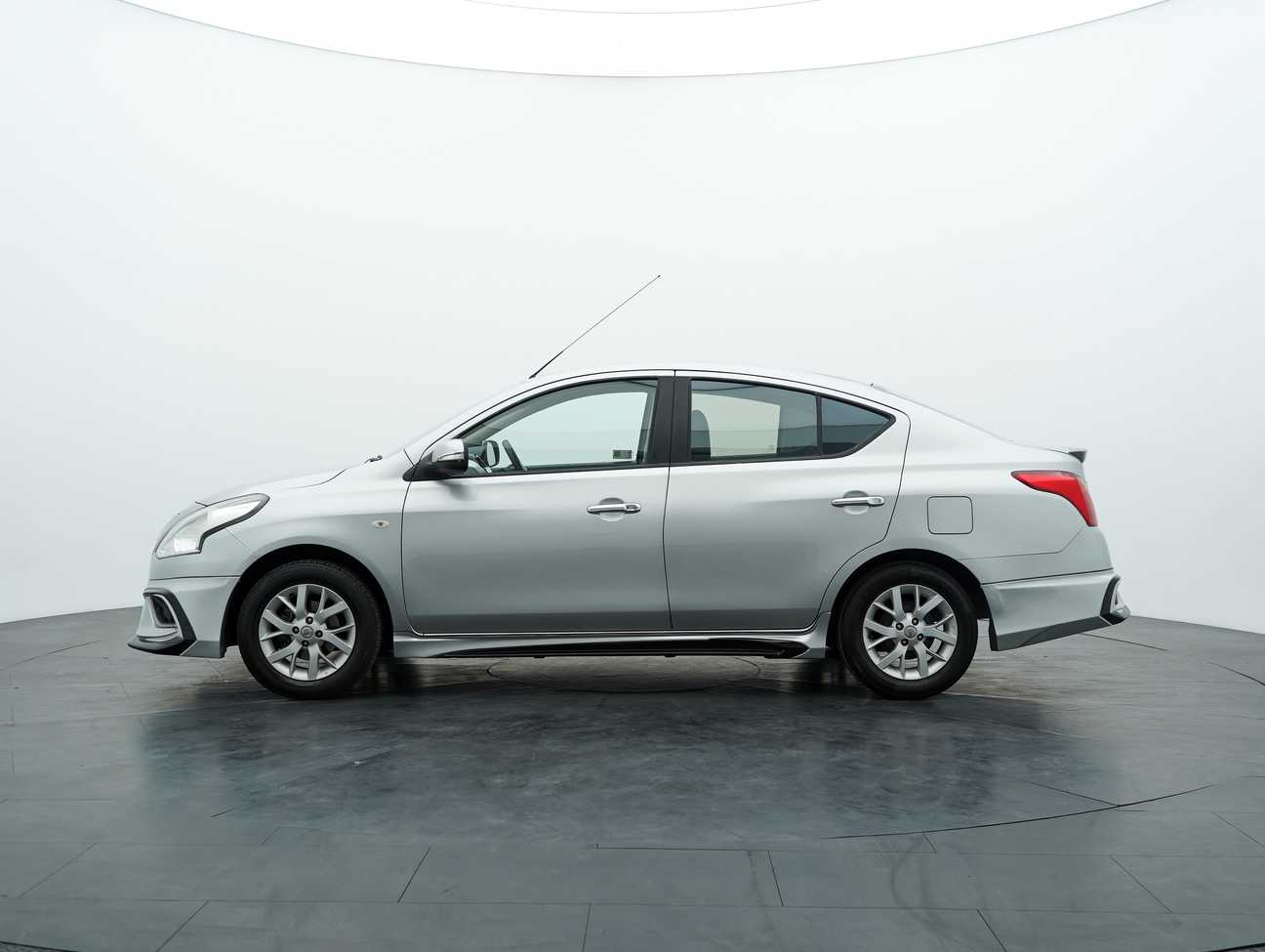 terpakai 2016 Nissan Almera VL 1.5