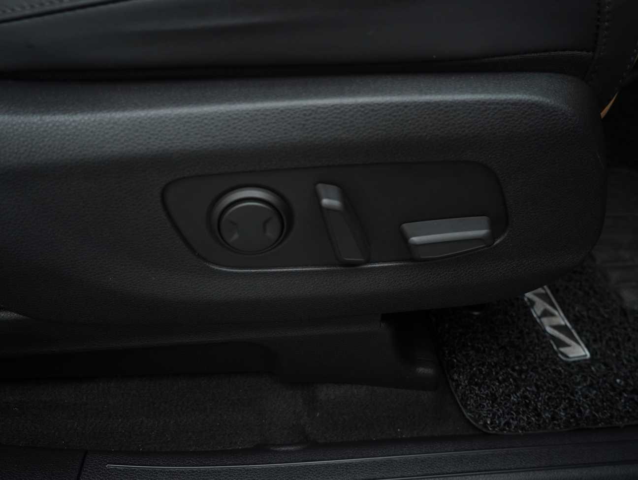 used 2022 Kia Carnival Mid 2.2